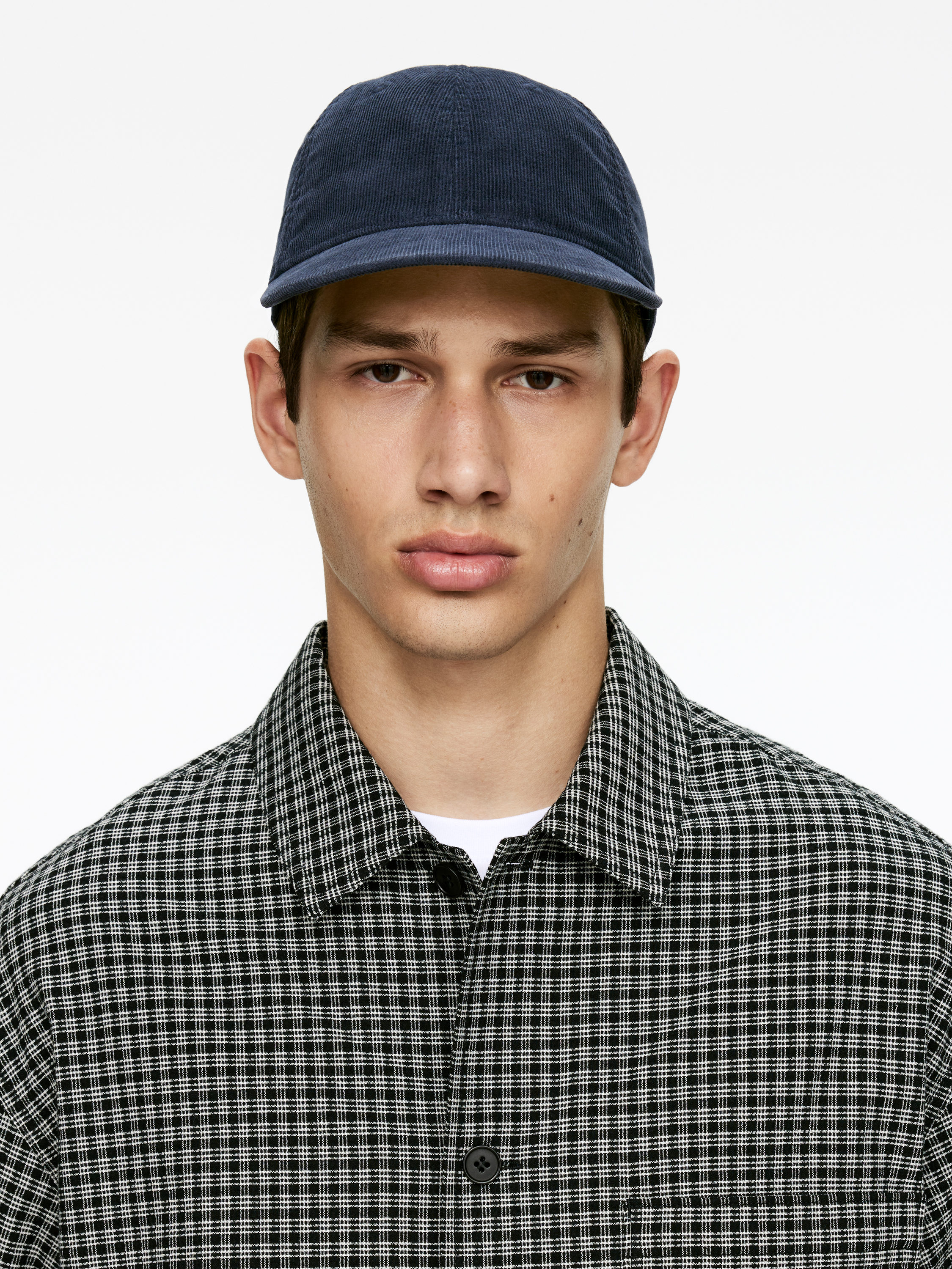 Corduroy Cap - Dark Blue - Men - StillMedia/Lookbook - 5