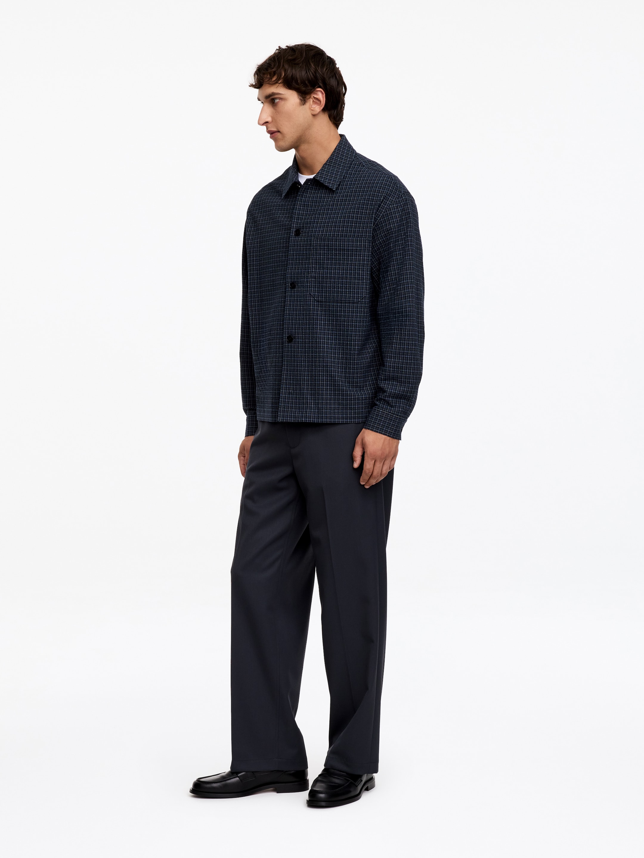 Camicia in seersucker dalla vestibilità rilassata - Blu scuro/Motivo a quadri - Relaxed fit - Men - StillMedia/Lookbook - 3