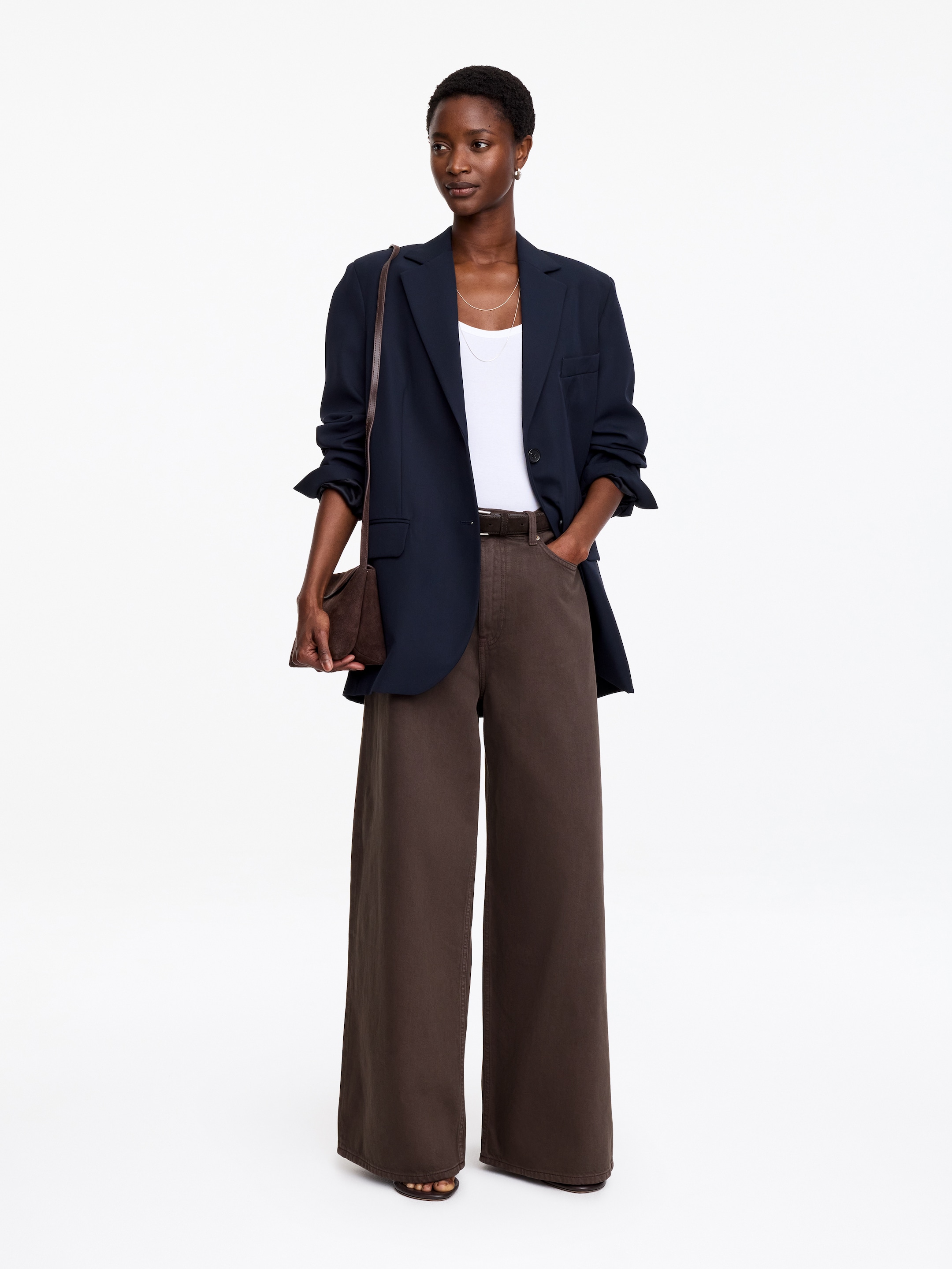 CEDAR Oversized Wide Jeans - Brown - Oversized - Women - StillMedia/Lookbook - 5