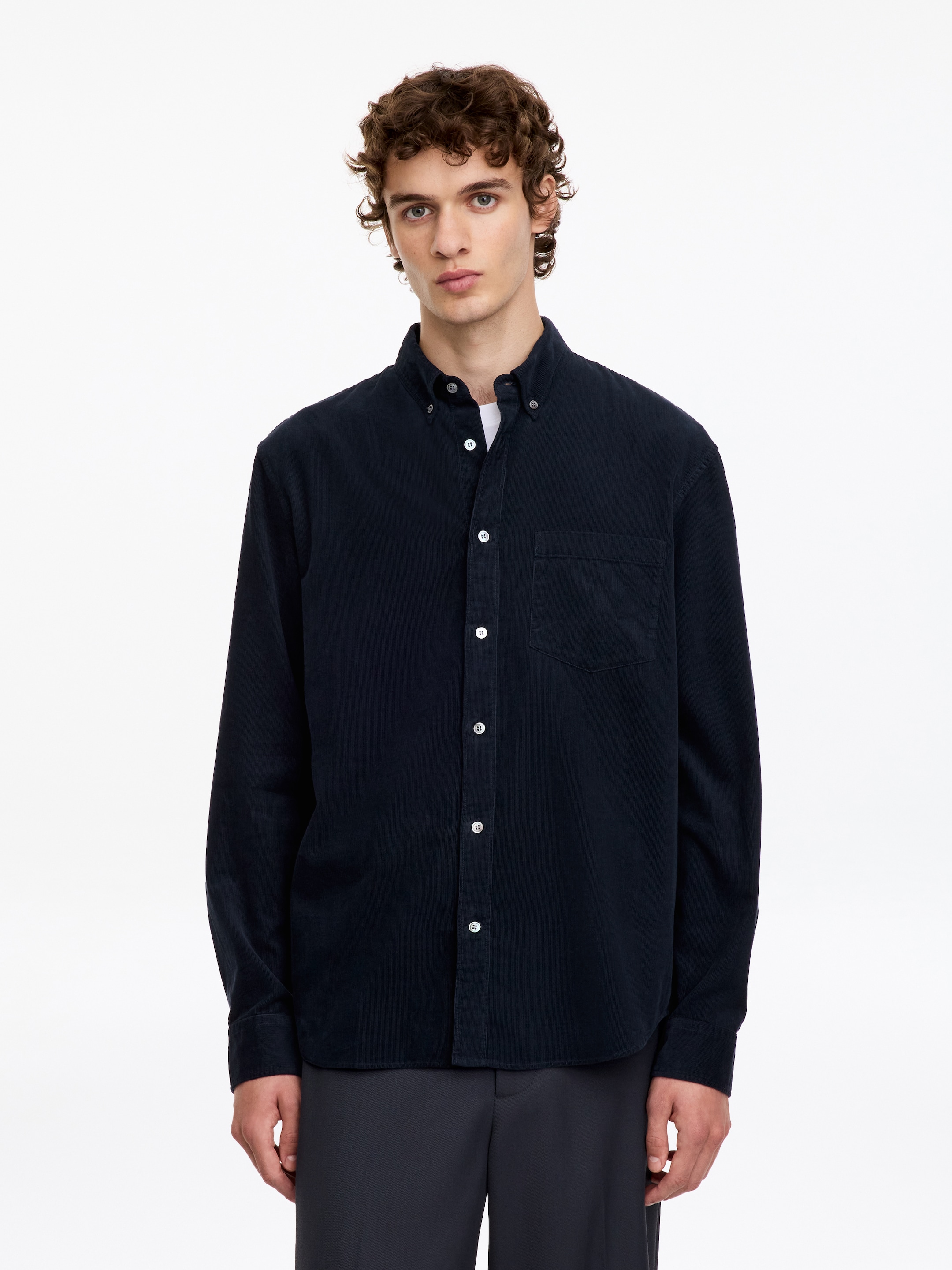 Needlecord Cotton Shirt - Navy - Regular fit - men - StillMedia/Lookbook - 4