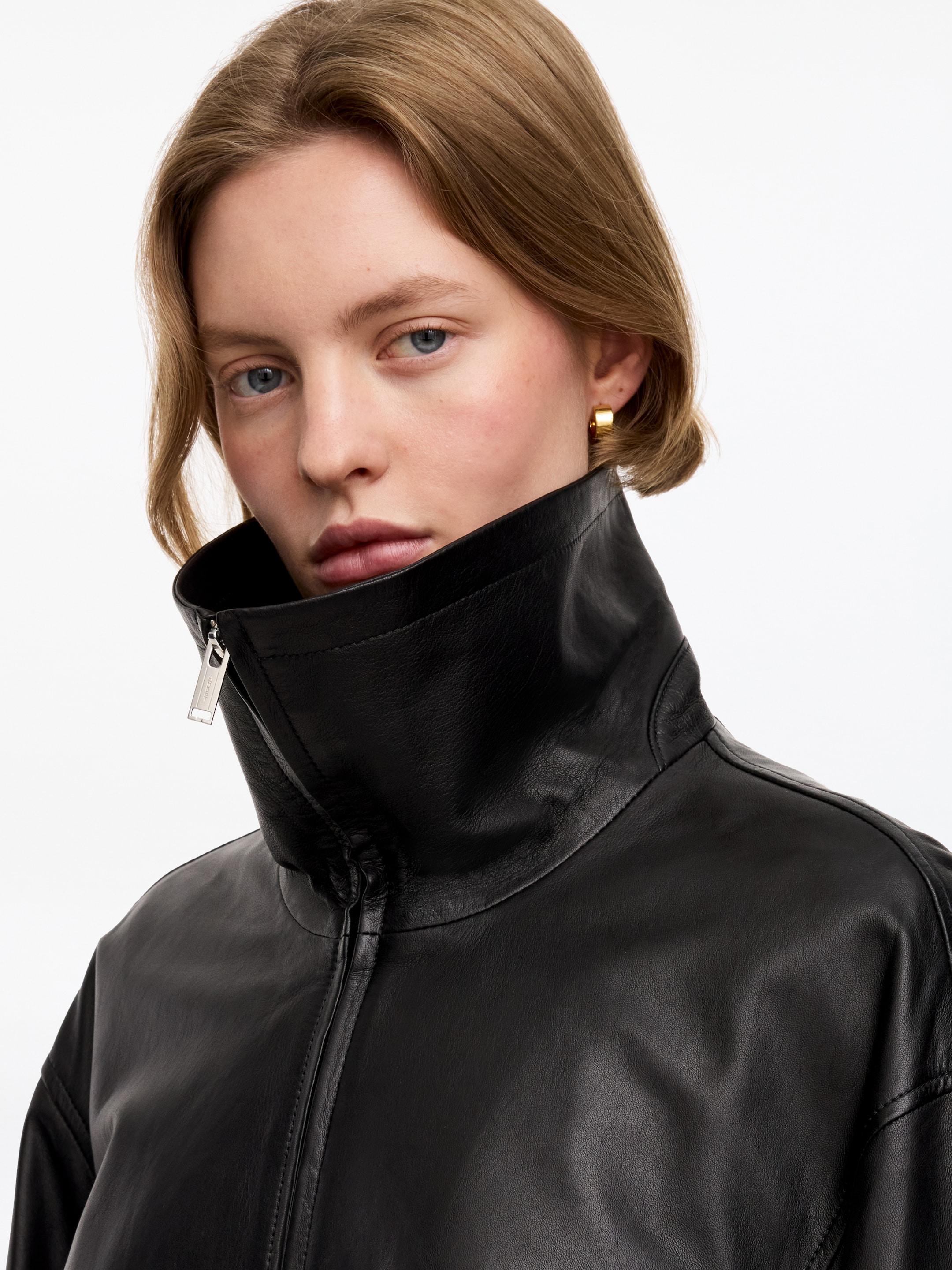 Short Leather Jacket - Black - Regular fit - Women - StillMedia/Lookbook - 5