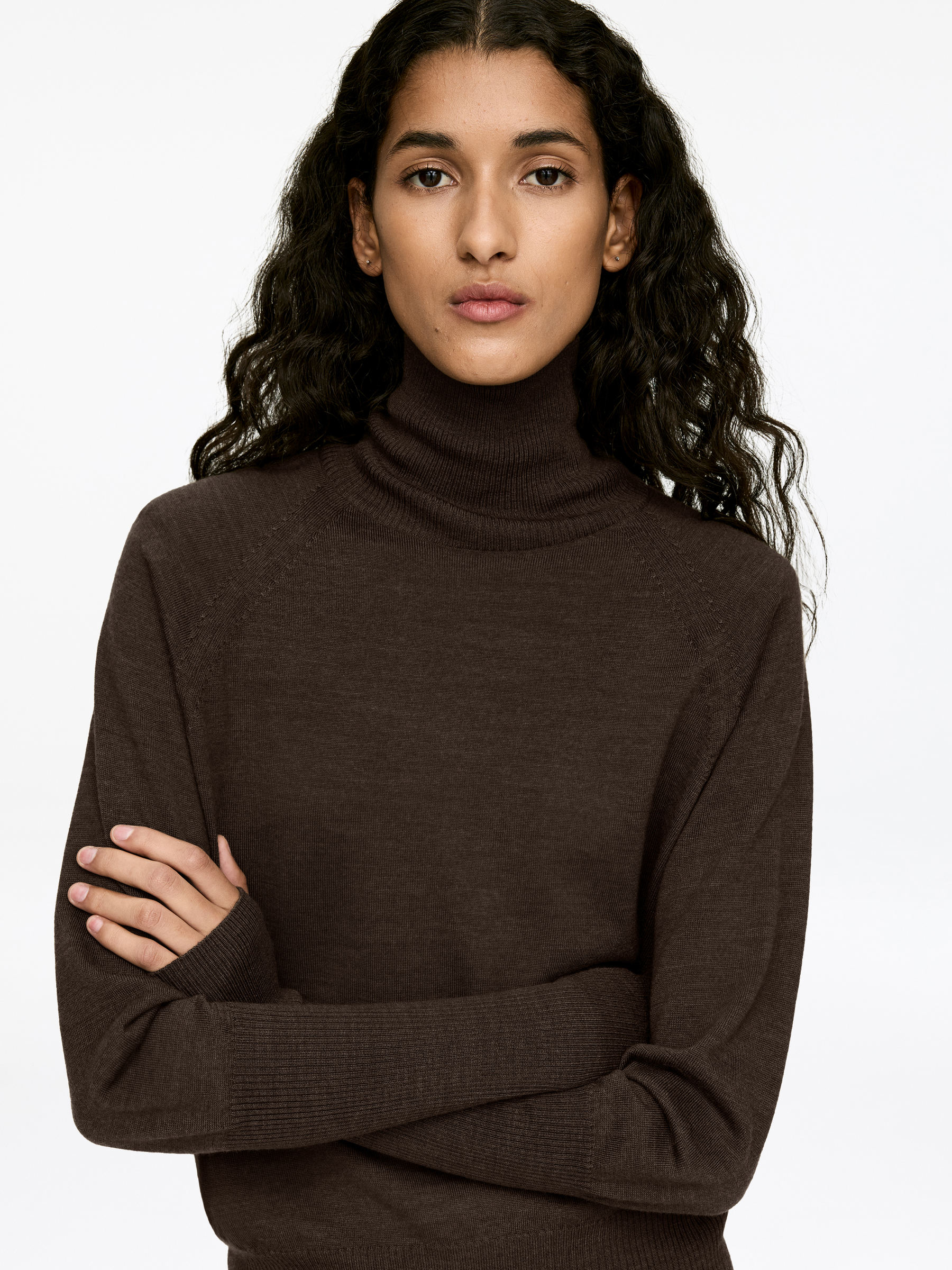 Merino Wool Roll-Neck Jumper - Dark Brown - Regular fit - Women - StillMedia/Lookbook - 3