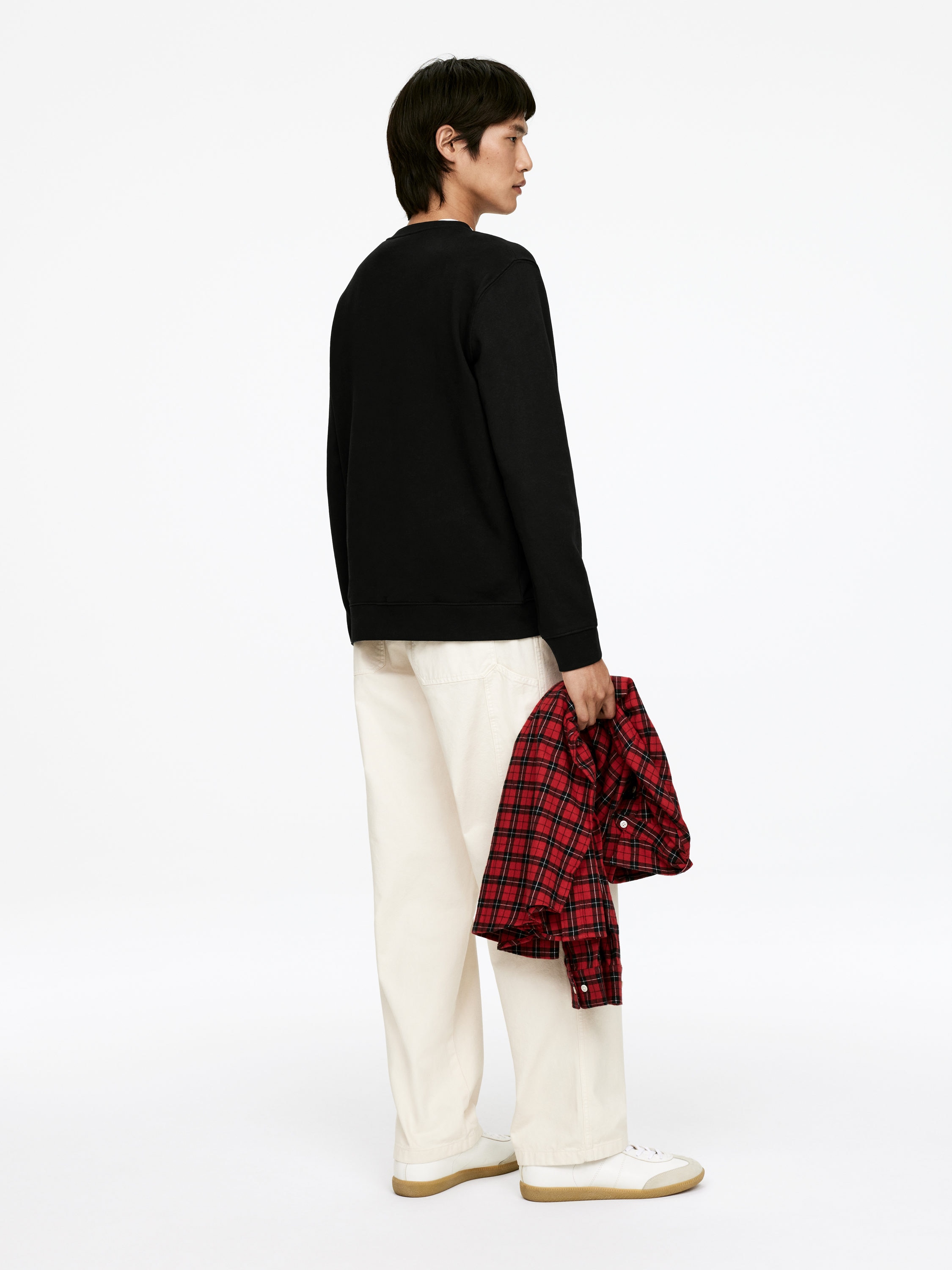 Mid-Weight Sweatshirt - Black - Regular fit - Men - StillMedia/Lookbook - 10
