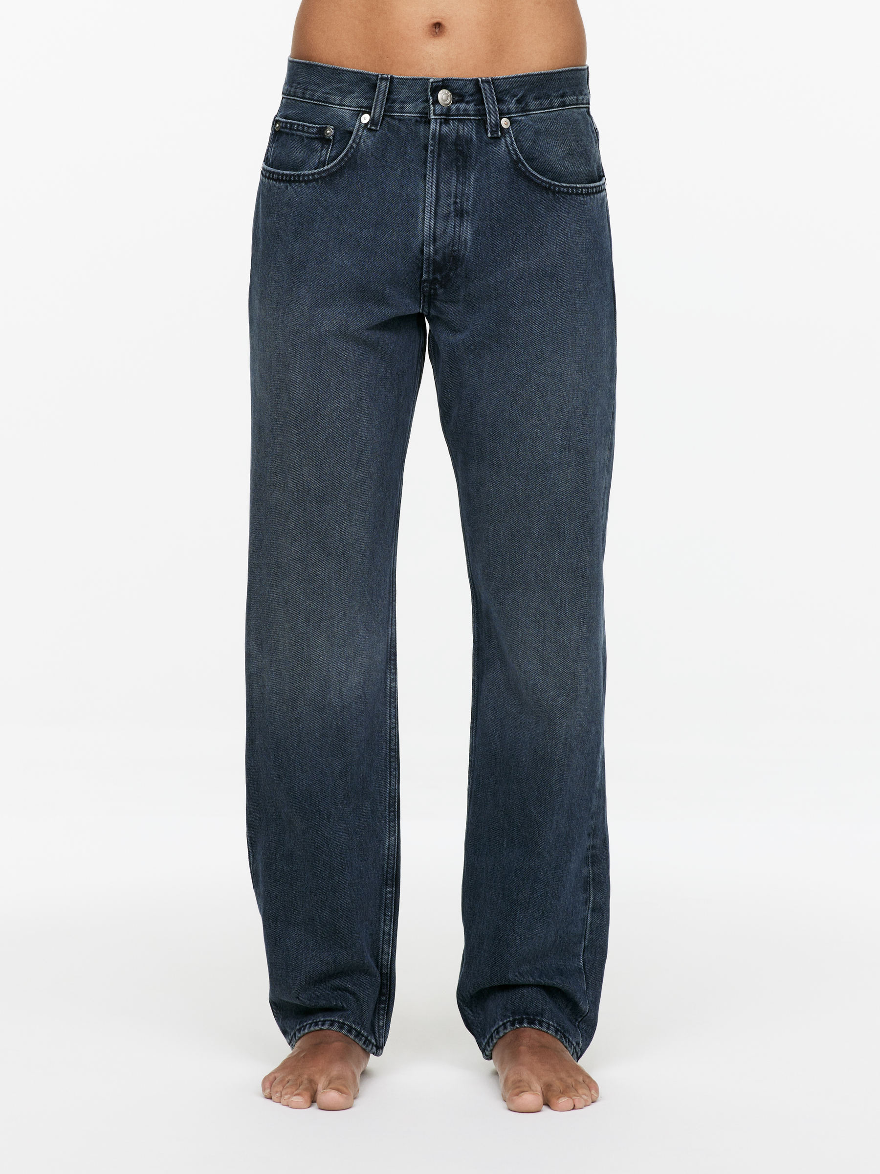 OCEAN Loose Straight Jeans - Dark Blue - Loose fit - Men - StillMedia/Lookbook - 8
