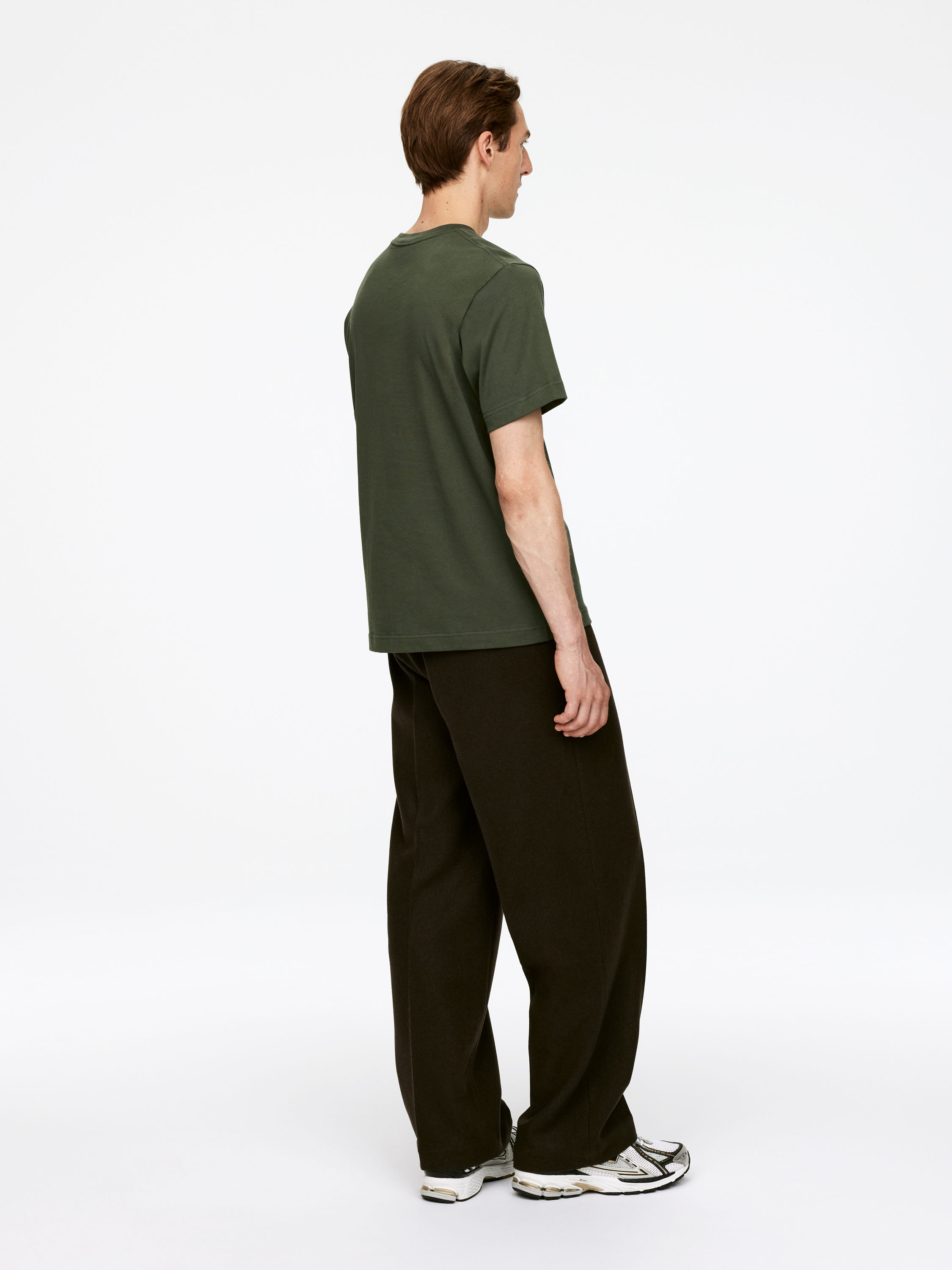 220 GSM Relaxed T-Shirt - Khaki Green - Regular fit - Men - StillMedia/Lookbook - 2