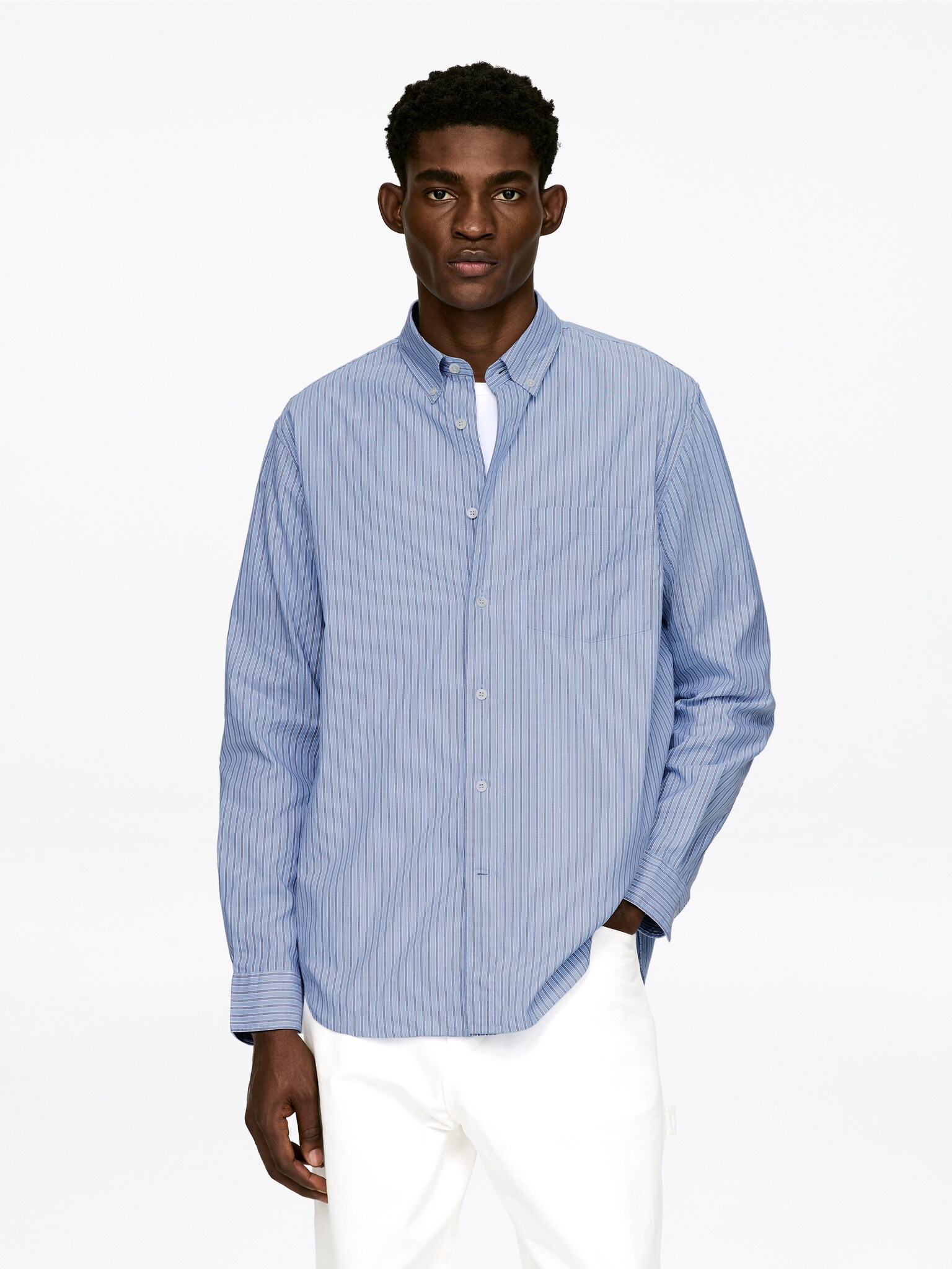 Uvoľnená košeľa s gombíkmi - Blue/Striped/Svetlomodrá/Pruhovaná - 1