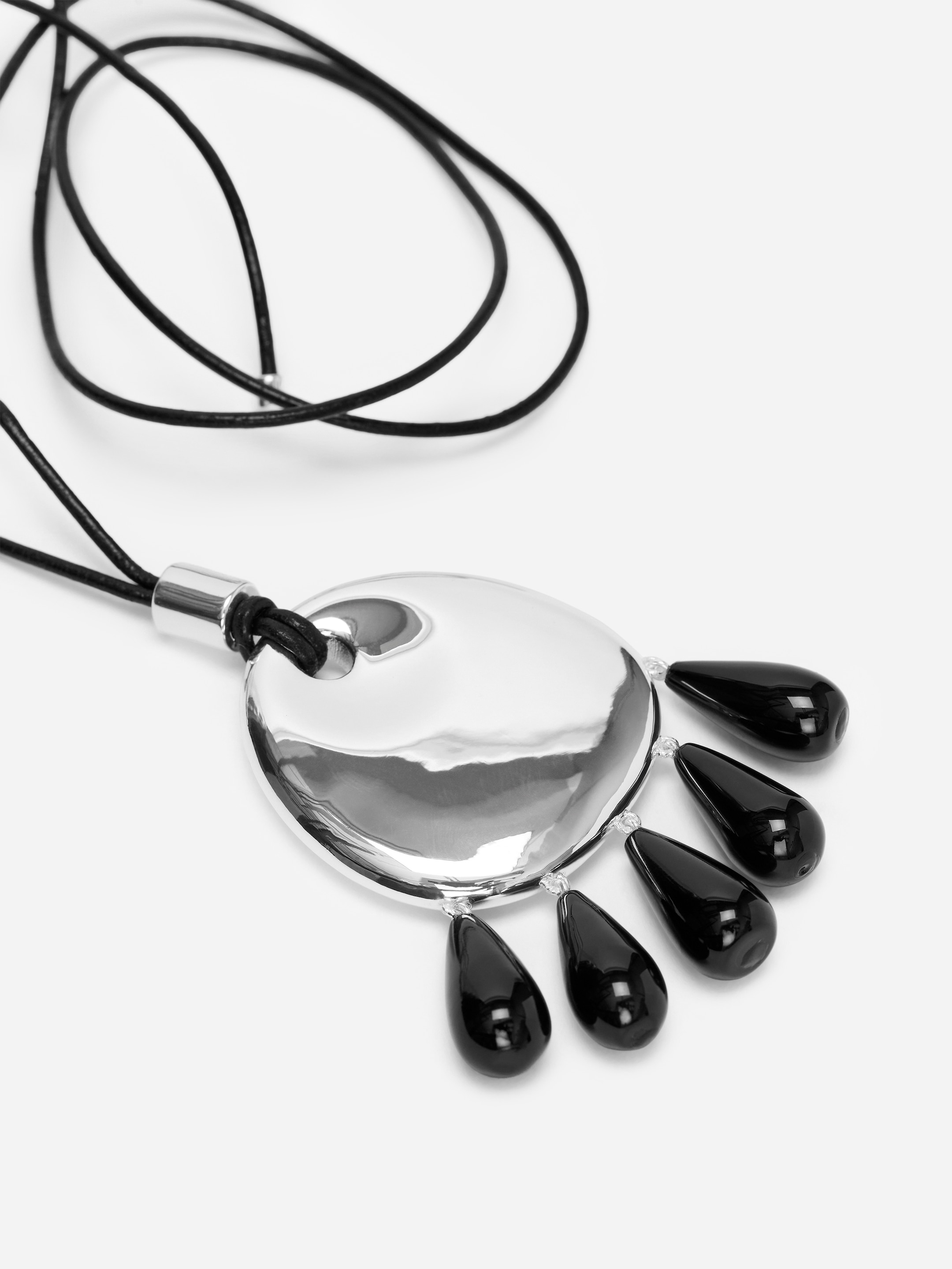 Pendant Leather Necklace - Black/Silver - Women - StillMedia/DescriptiveDetail - 1