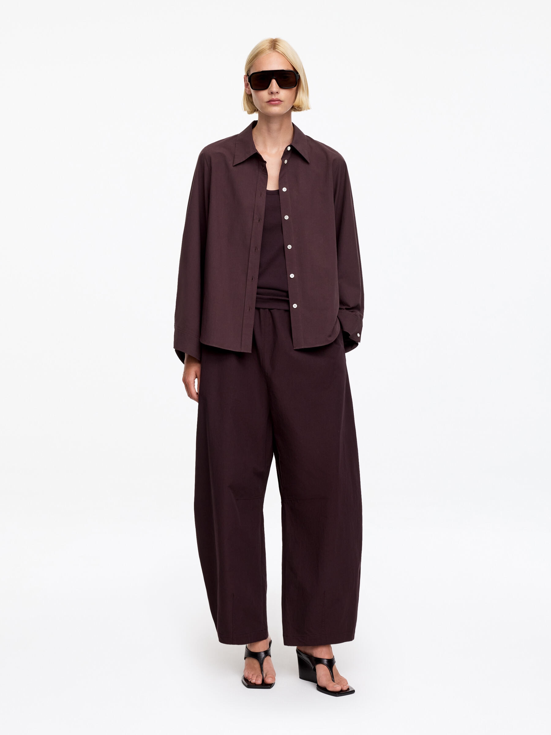 Volume-Sleeve Shirt - Dark Brown - Regular fit - Women - StillMedia/Lookbook - 5