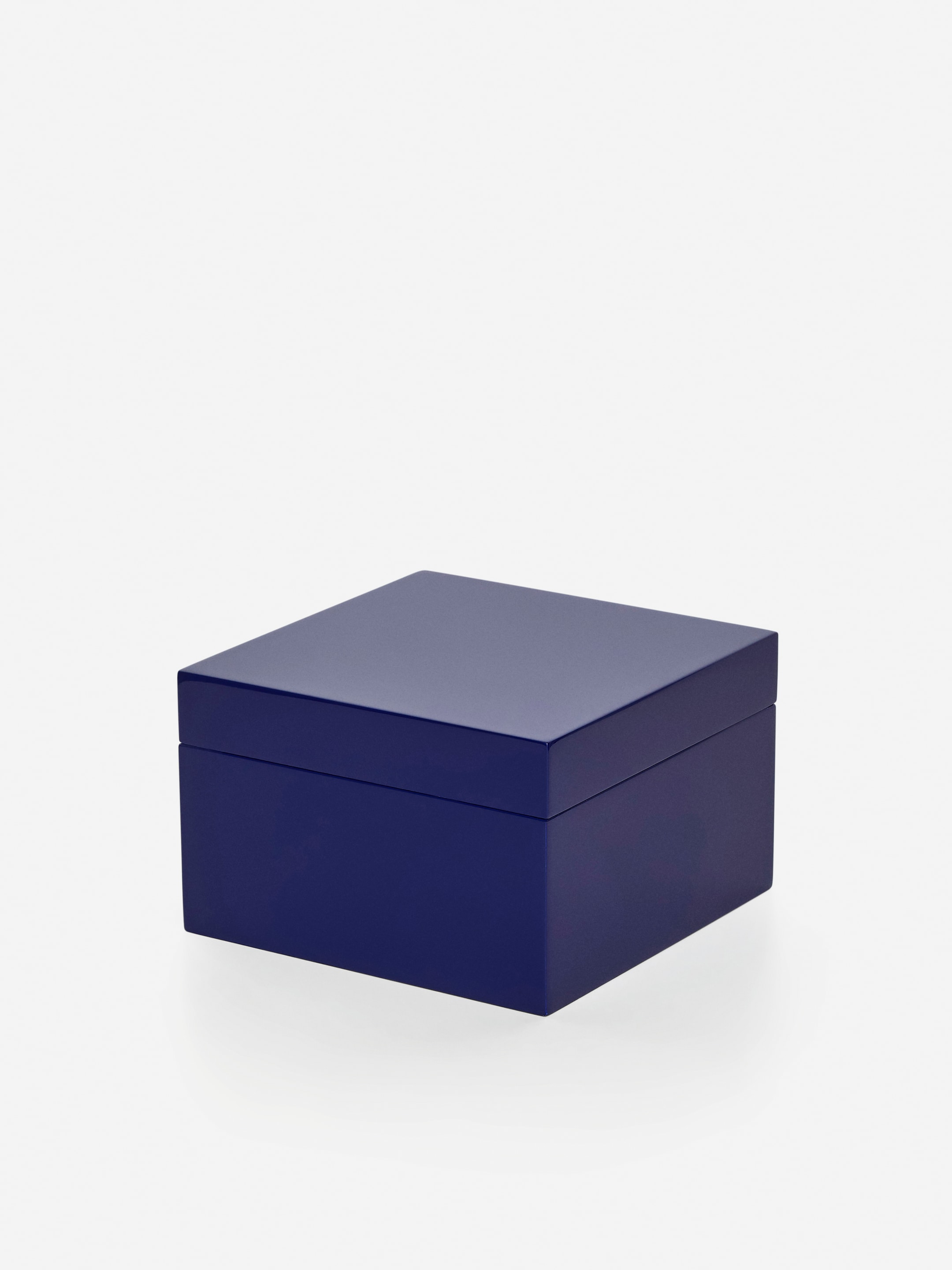 Grotere afbeelding bekijken: Gelakte doos 17 x 17 cm - Felblauw - HOME | H&M BE 1