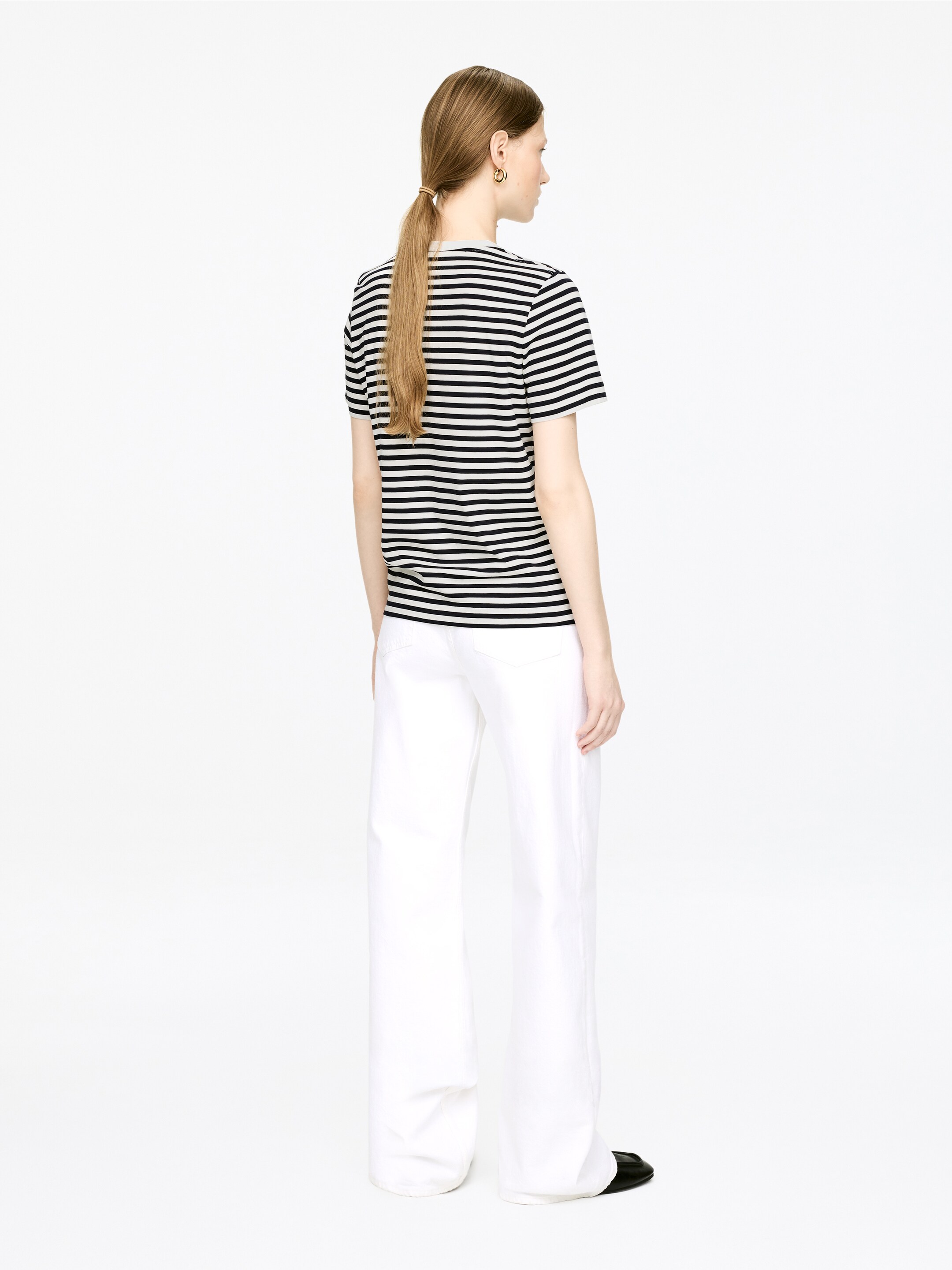 Visualizza immagine più grande: T-shirt iconica LILY - Bianco/Blu scuro - DONNA | H&M IT 4