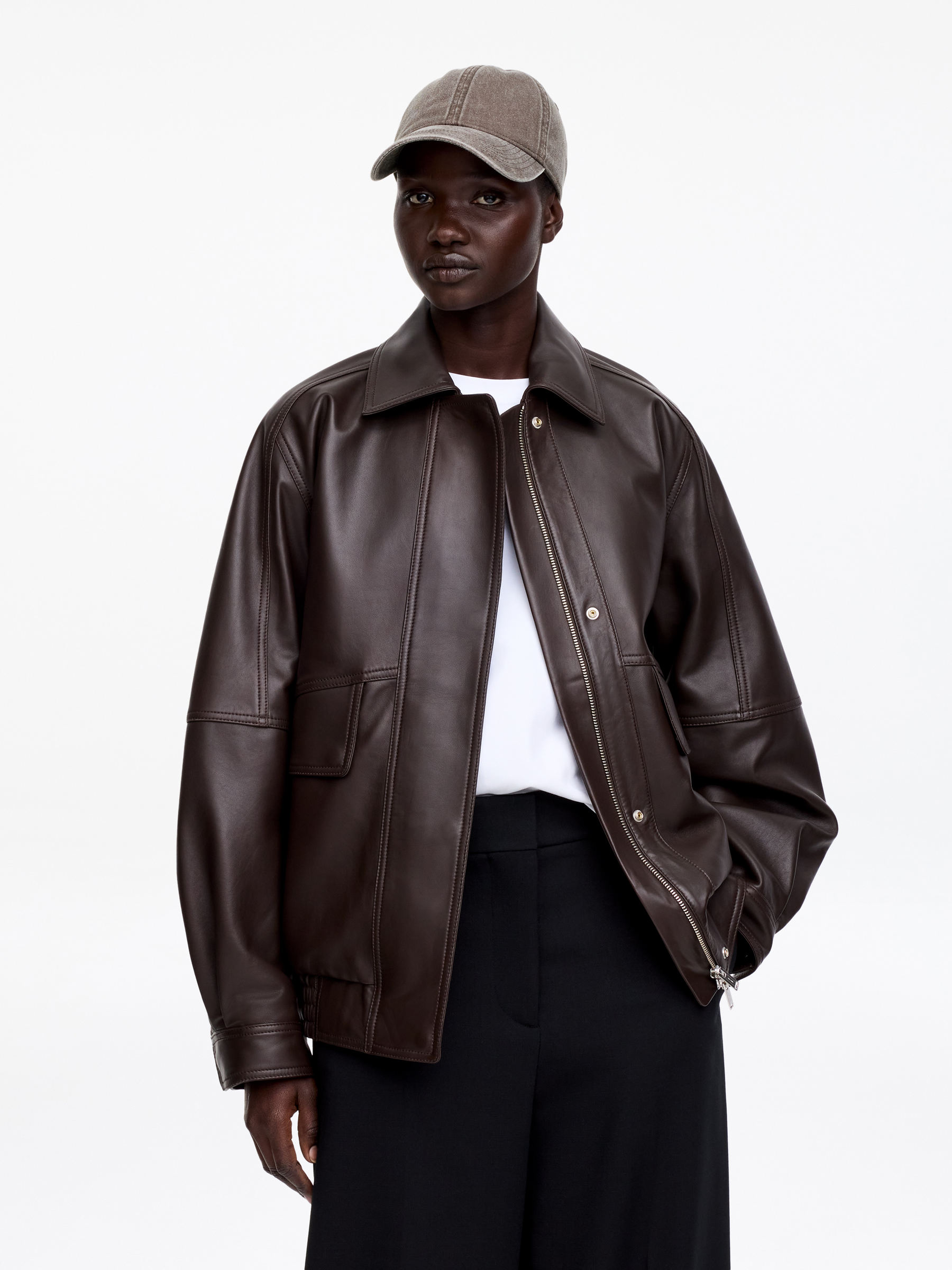 Cap aus gewaschener Baumwolle - Verwaschenes Braun - Damen - StillMedia/Lookbook - 4