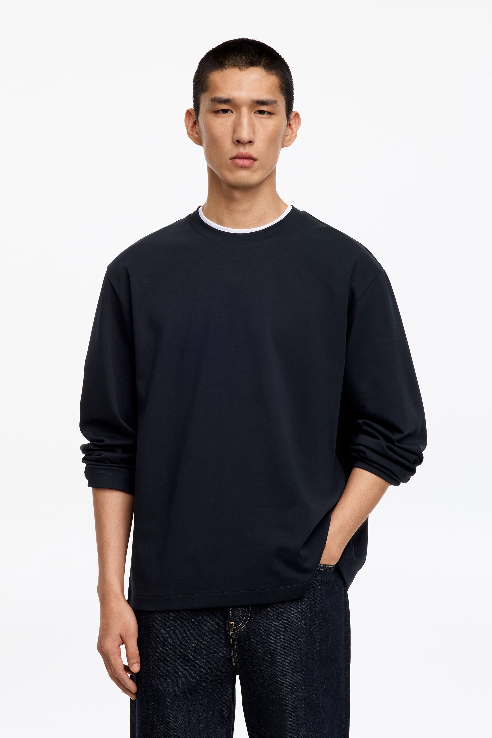 Vezi imaginea mai mare: Tricou Interlock cu Mânecă Lungă - Bleumarin - BĂRBAŢI | H&M RO 1