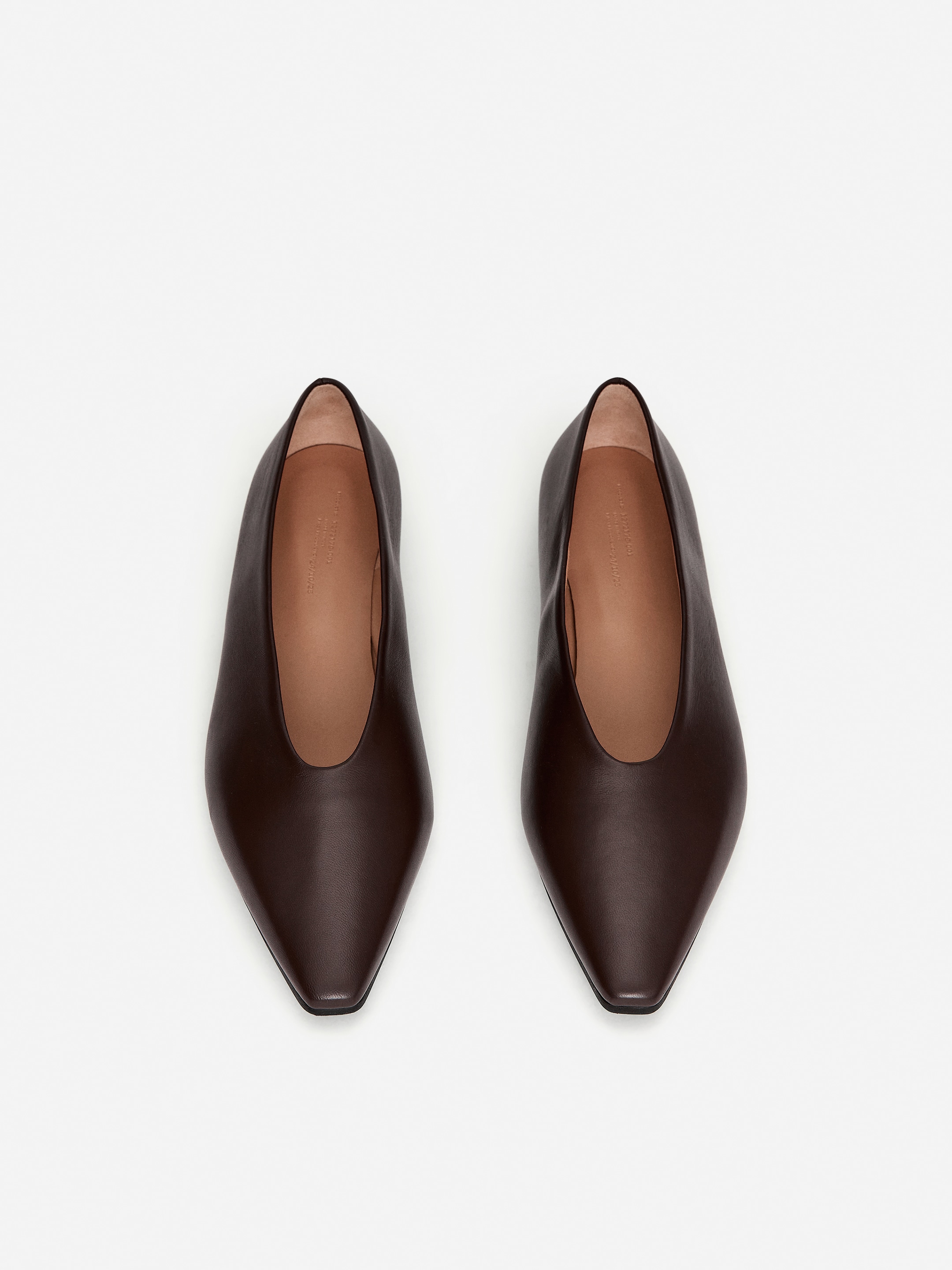 Leather Flats - Dark Brown - Women - StillMedia/DescriptiveStillLife - 1