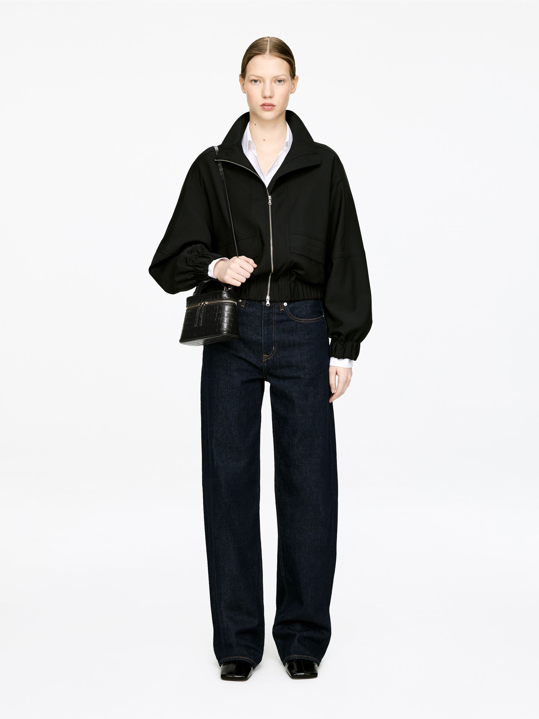 Leather Crossbody Bag - Black - Women - StillMedia/Lookbook - 7