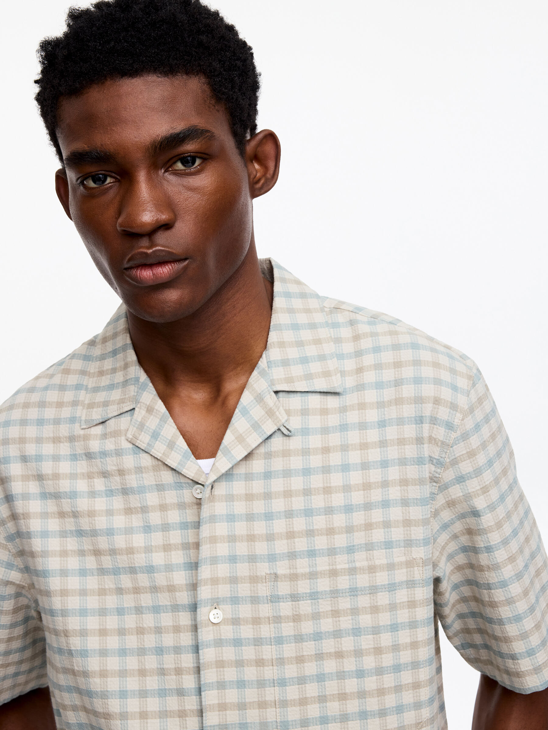 Chemise en seersucker à col cubain - Vert clair/Carreaux - Regular fit - Homme - StillMedia/Lookbook - 5