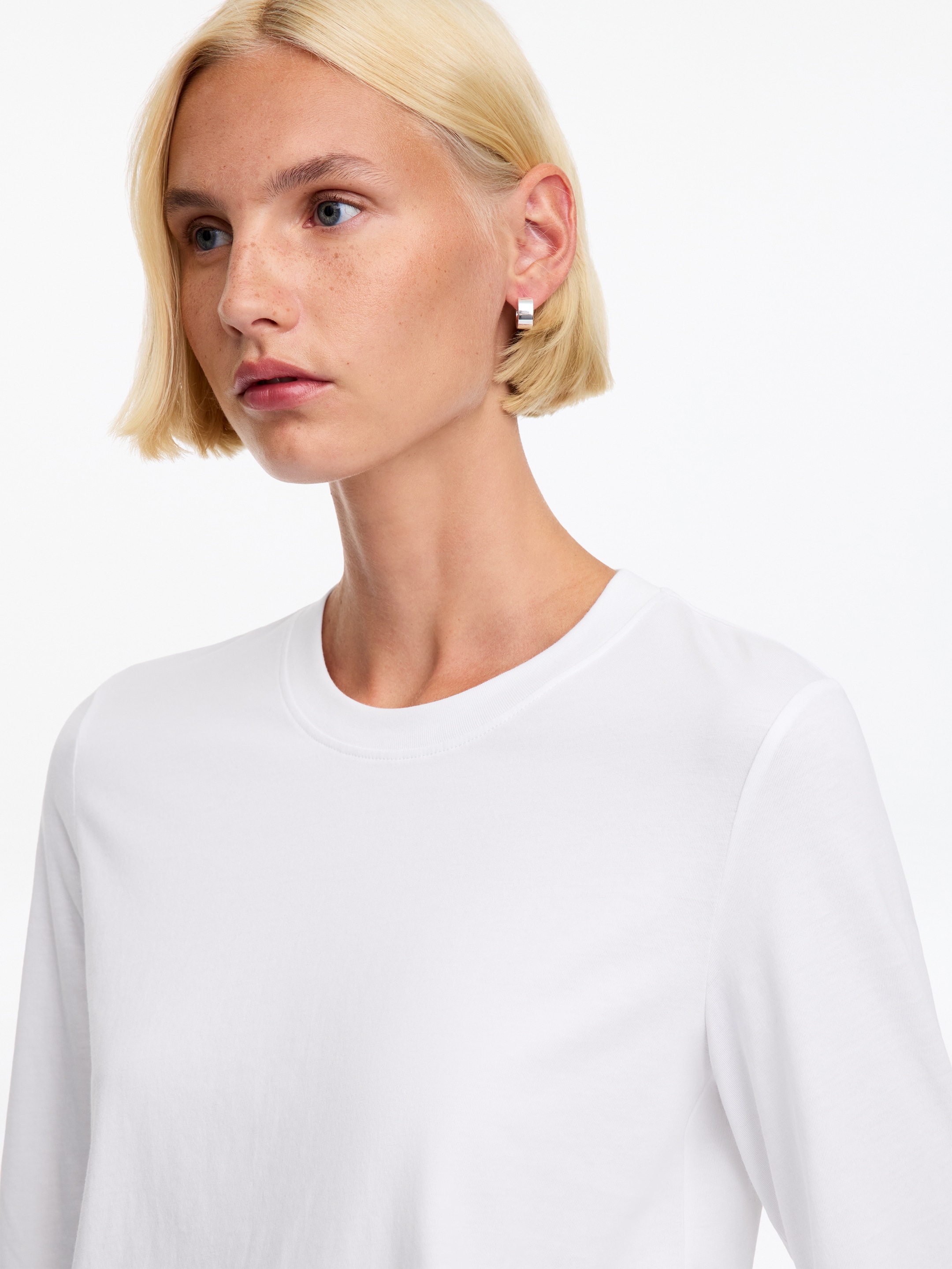 Signature Long-Sleeve T-Shirt - White - Regular fit - women - StillMedia/Lookbook - 23