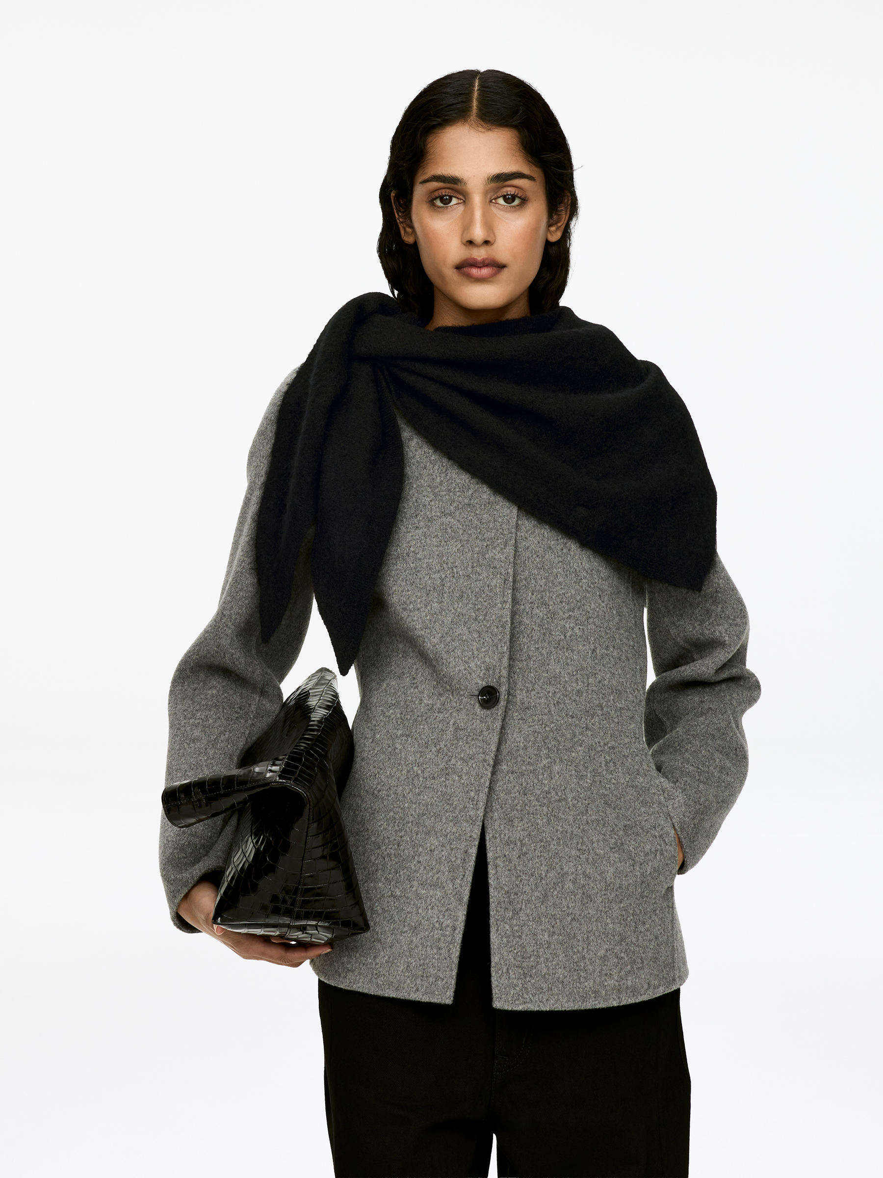 Alpaca-Wool Blend Scarf - Black - Women - StillMedia/Lookbook - 4