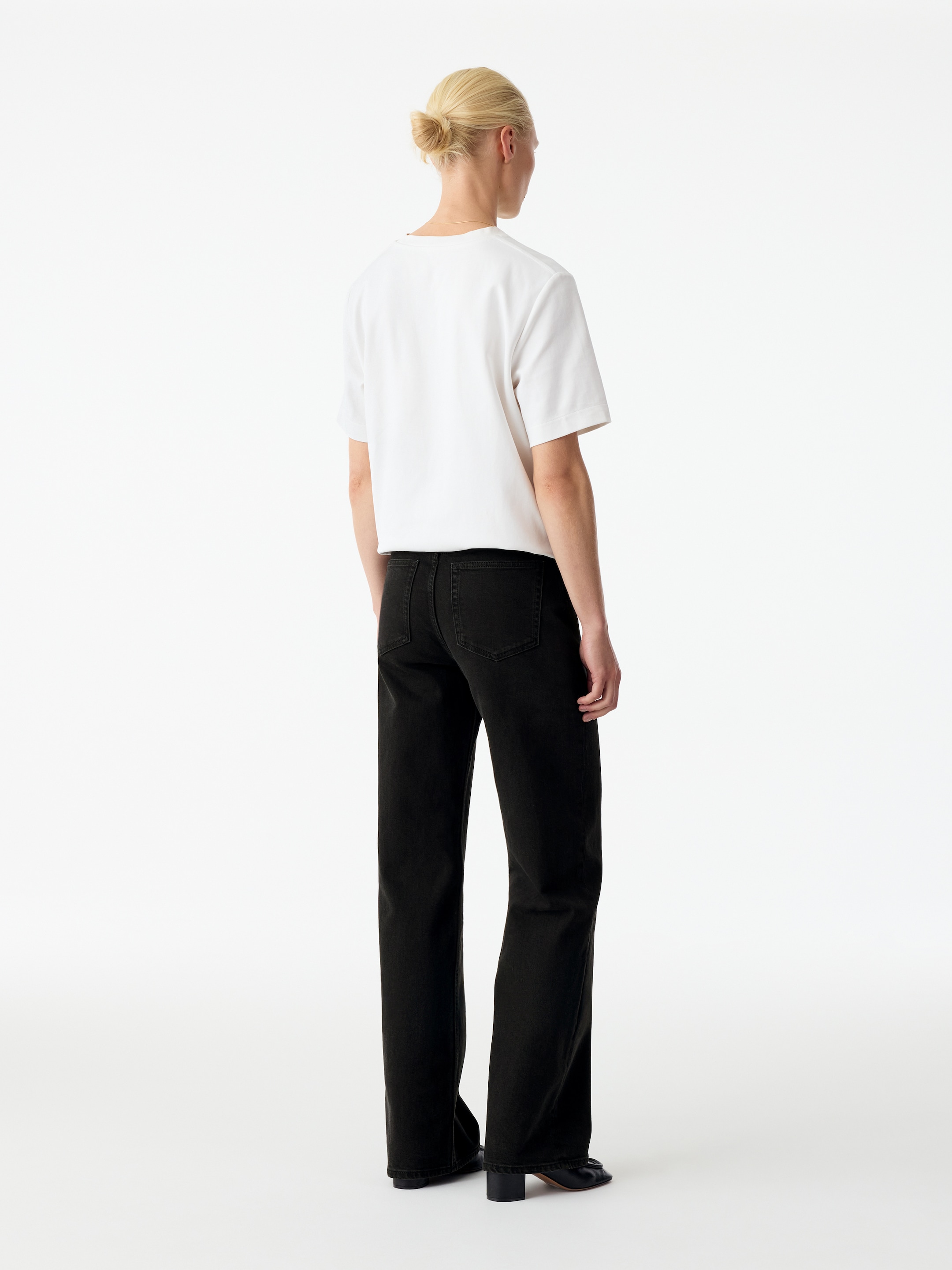 LUPINE Flared Jeans - Schwarz - Regular Fit - women - StillMedia/Lookbook - 8