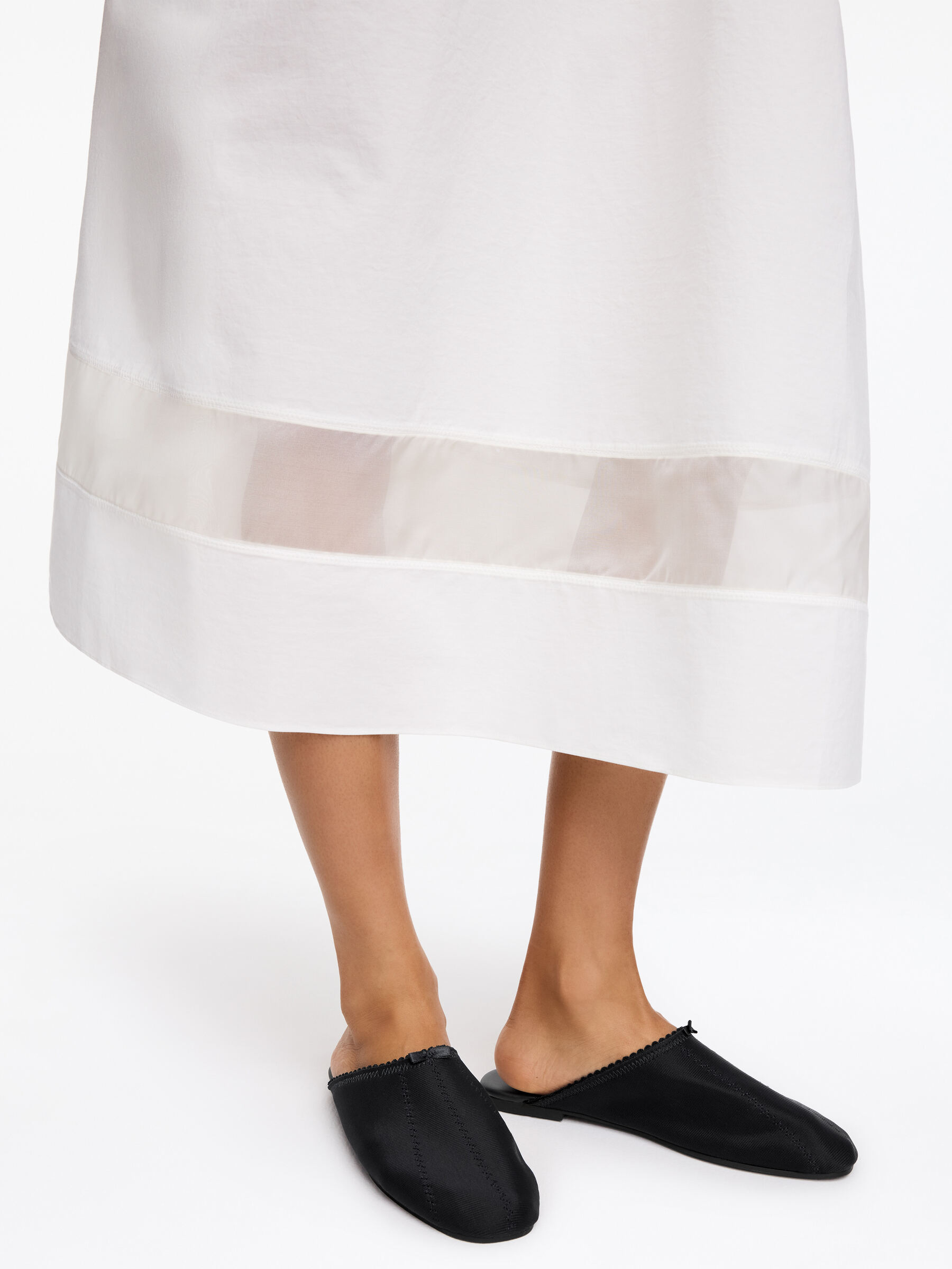 ARKET and Laila Gohar Mesh Slippers - Dark Navy - Women - StillMedia/Lookbook - 8