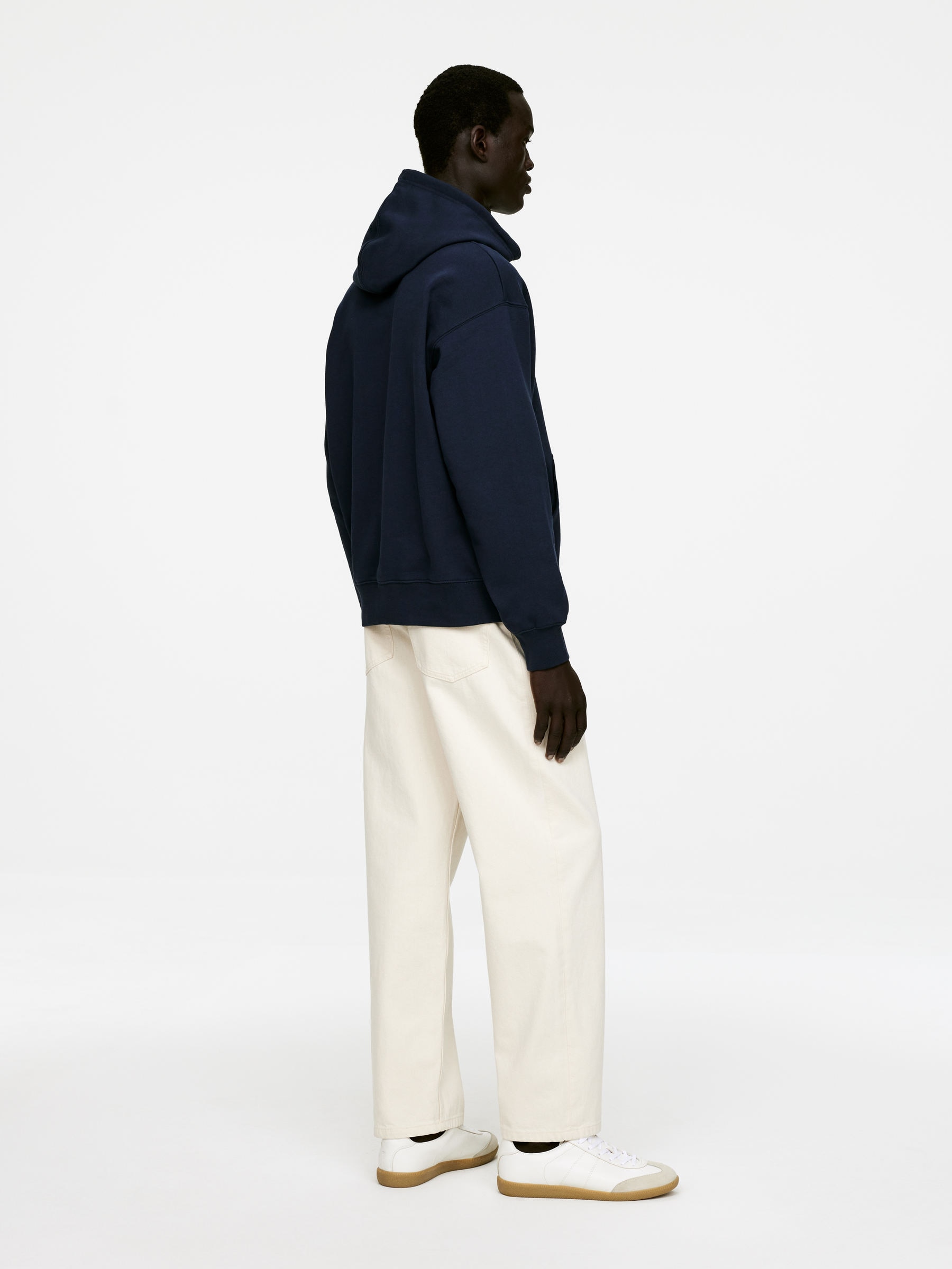 Relaxed Hoodie - Dark Blue - Relaxed fit - Men - StillMedia/Lookbook - 4
