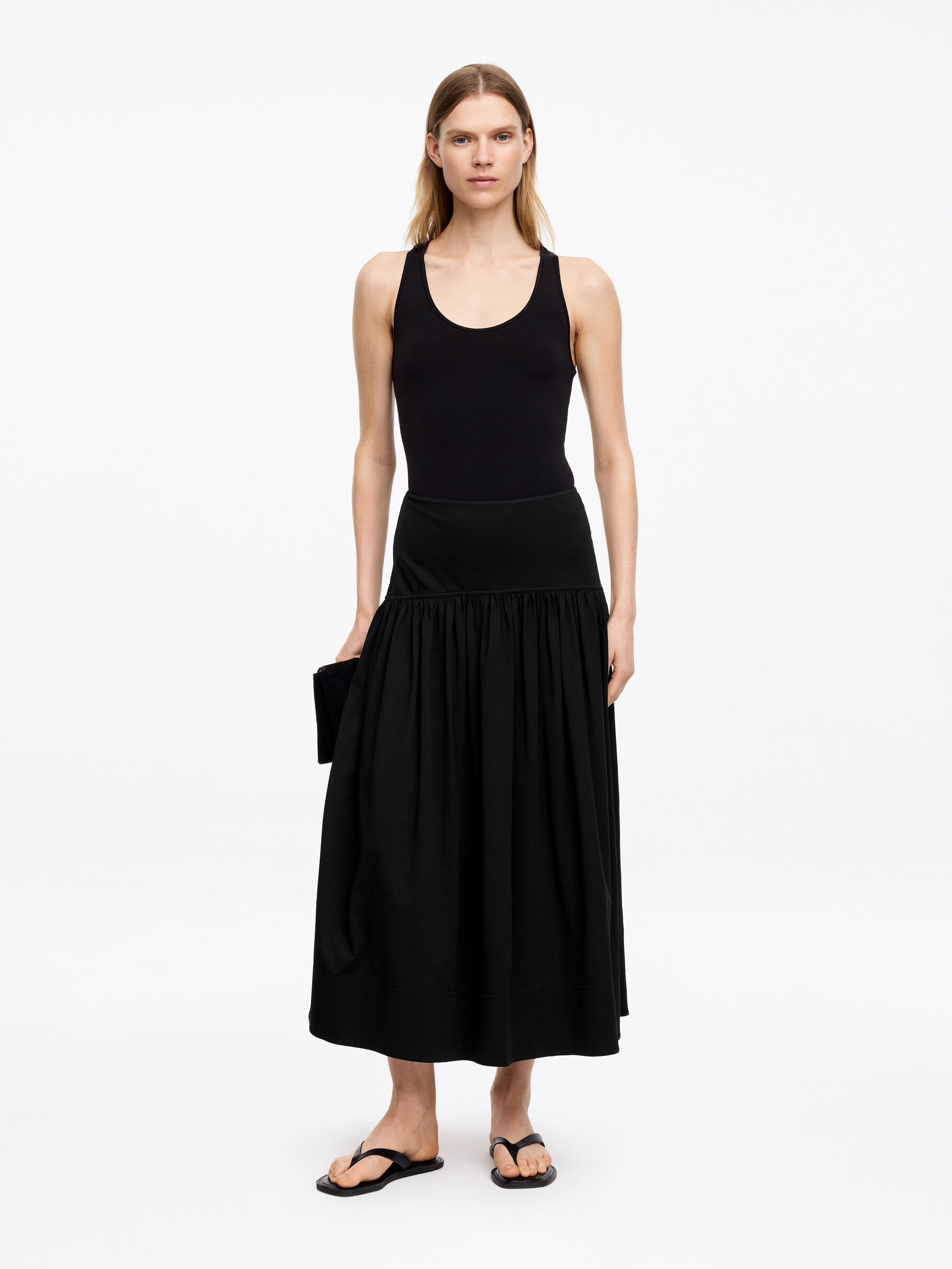 Trapezowa spódnica midi - Czarny - Fason normalny - Women - StillMedia/Lookbook - 2