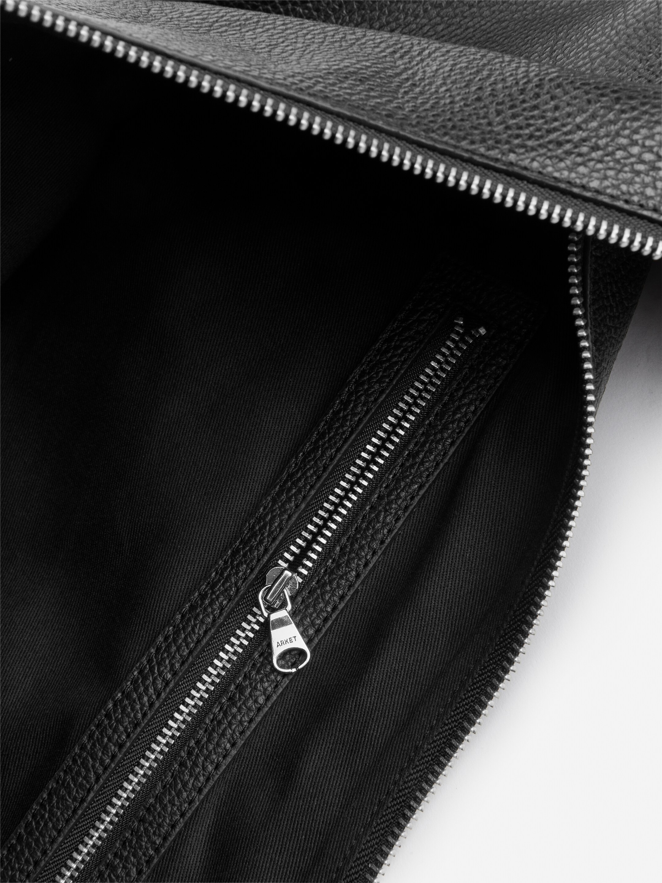 Agrandir l'image: Sac en cuir arrondi - Noir - FEMME | H&M CH 4