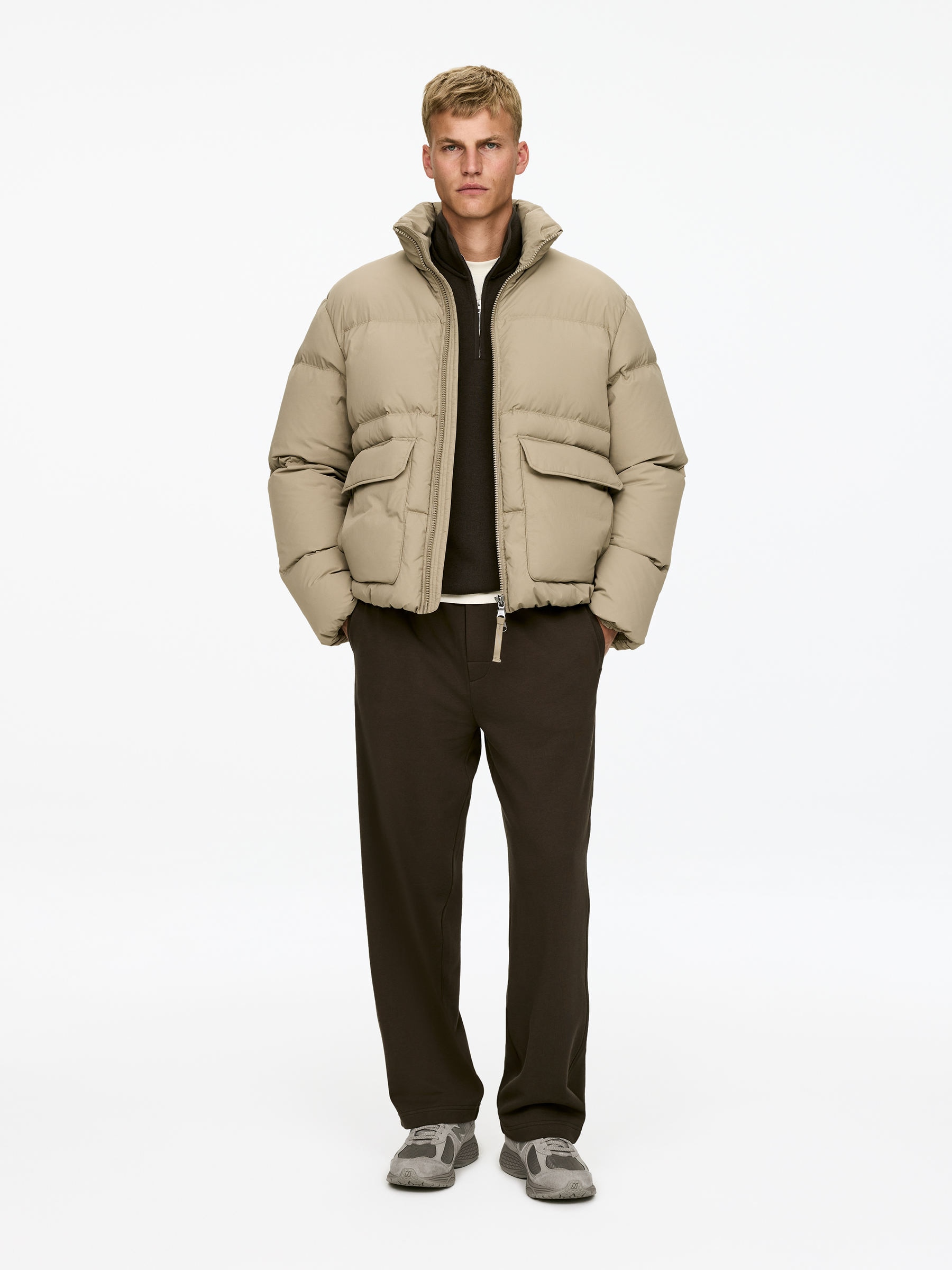 New Balance 2002R Trainers - Beige - Men - StillMedia/Lookbook - 9