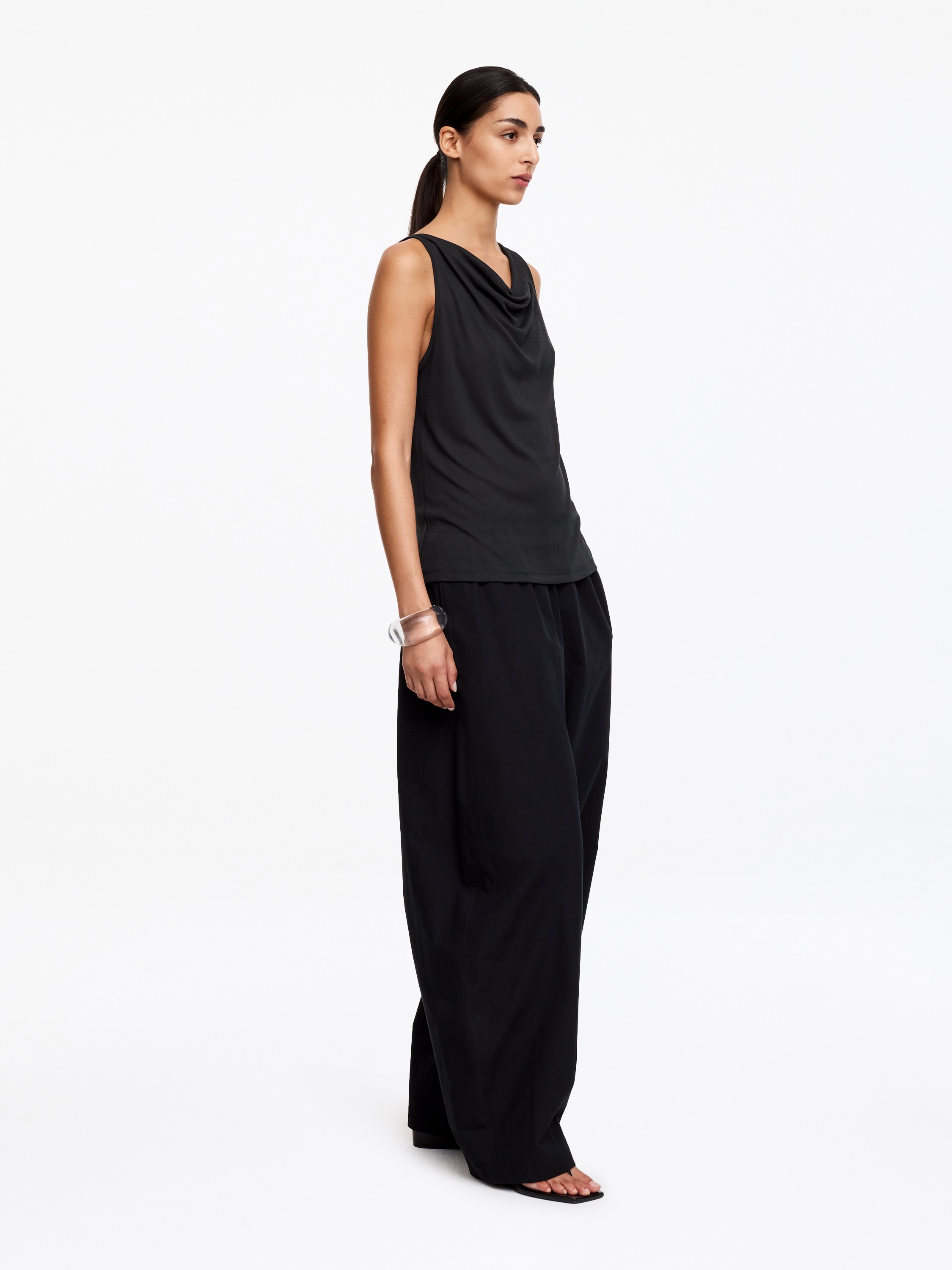 Draped Tank Top – Black – ARKET NL