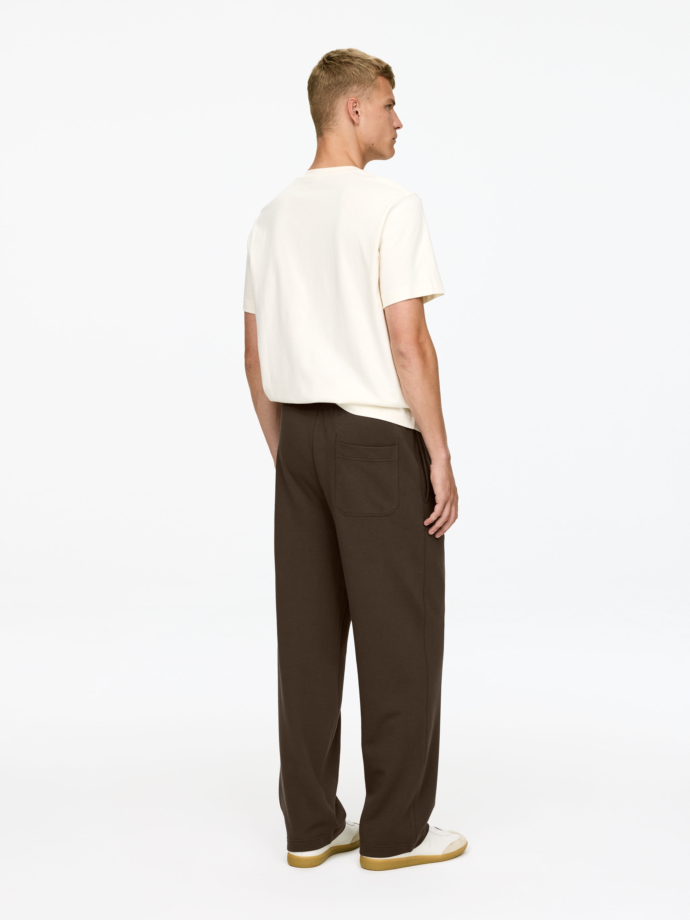 French Terry Sweatpants - Dark Mole - Regular fit - Men - StillMedia/Lookbook - 9