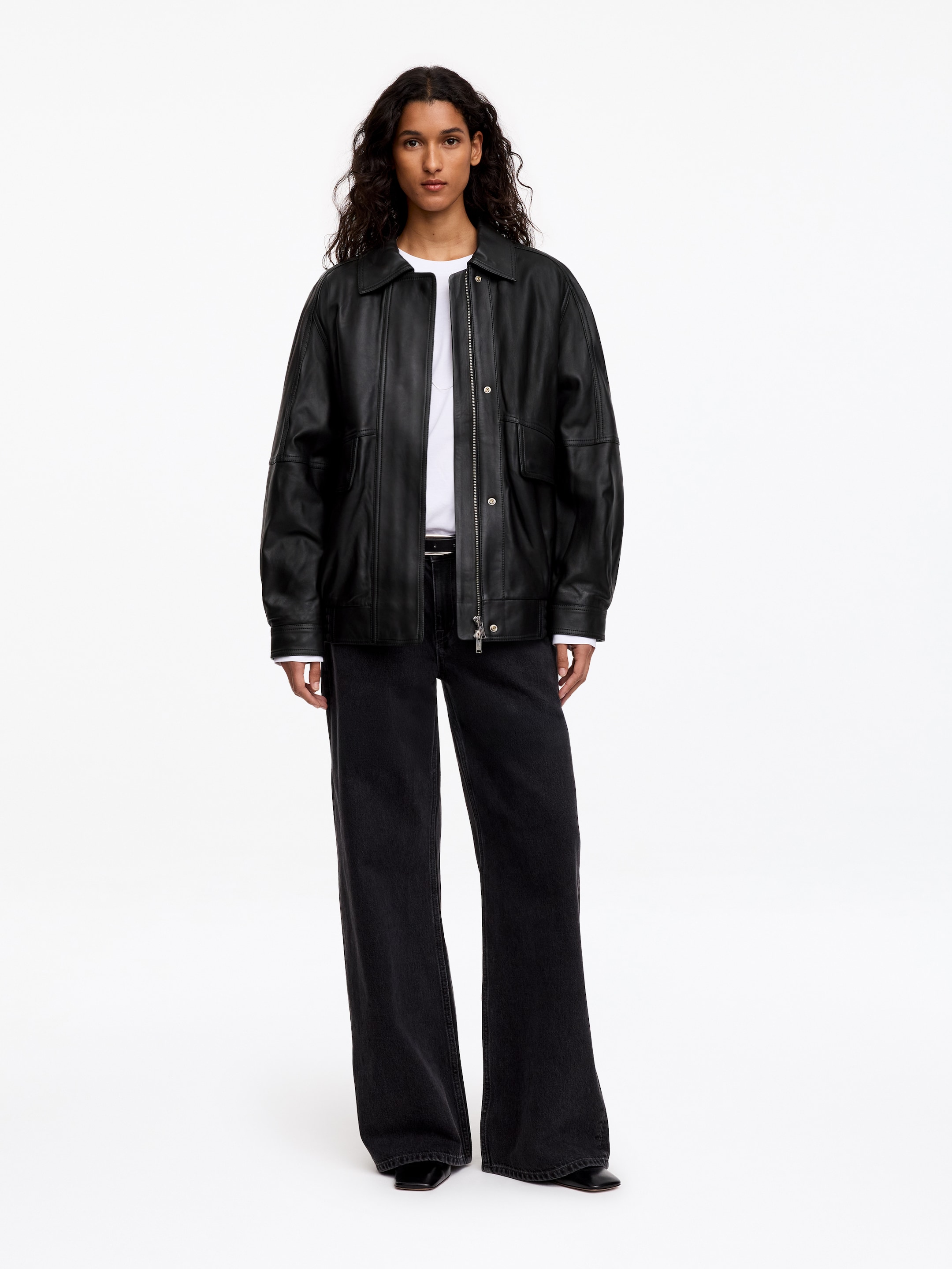 Relaxed Leather Jacket - Black - Relaxed fit - women - StillMedia/Lookbook - 5