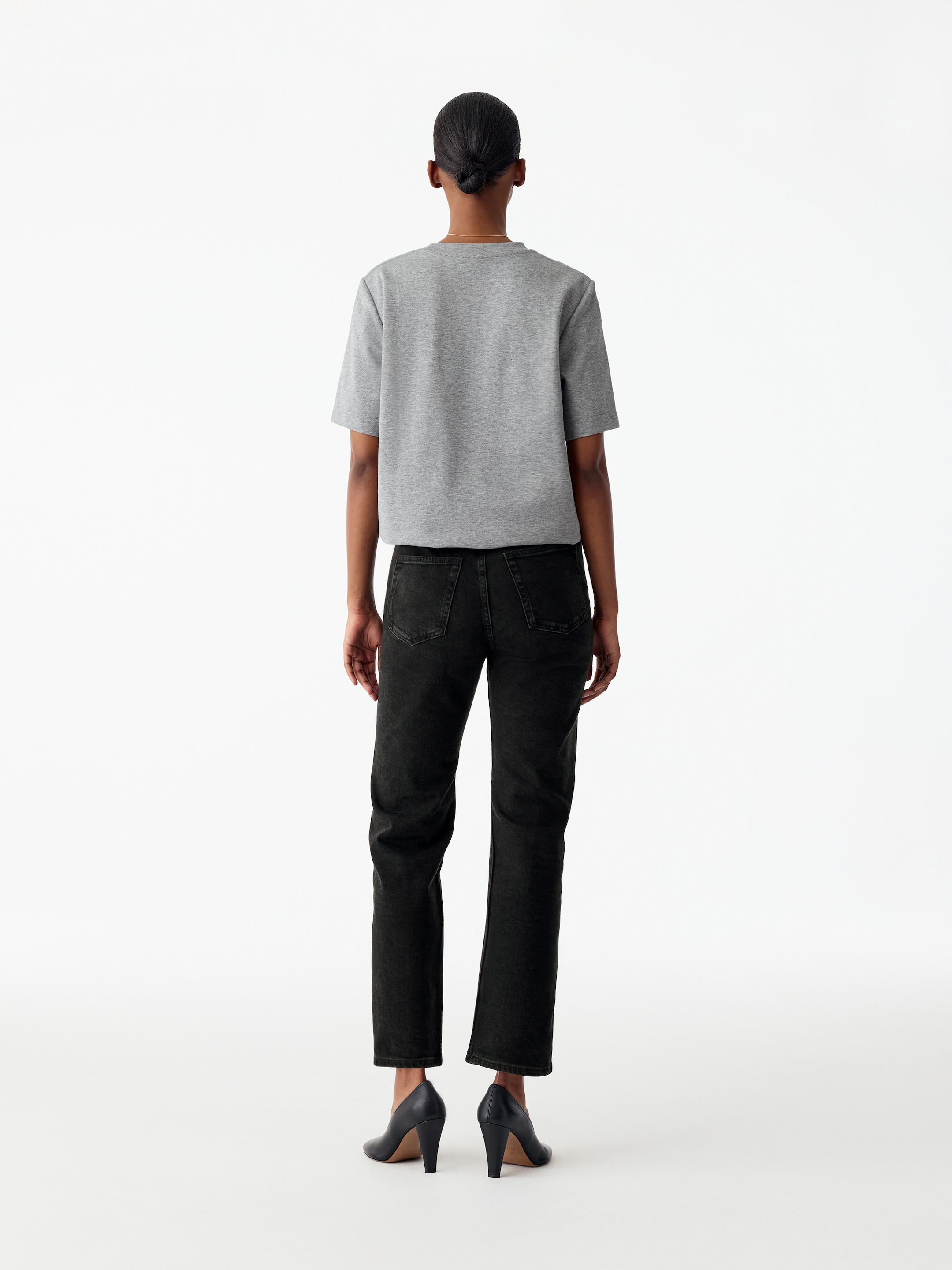 Jean slim raccourci JADE - Noir délavé - Slim fit - women - StillMedia/Lookbook - 15