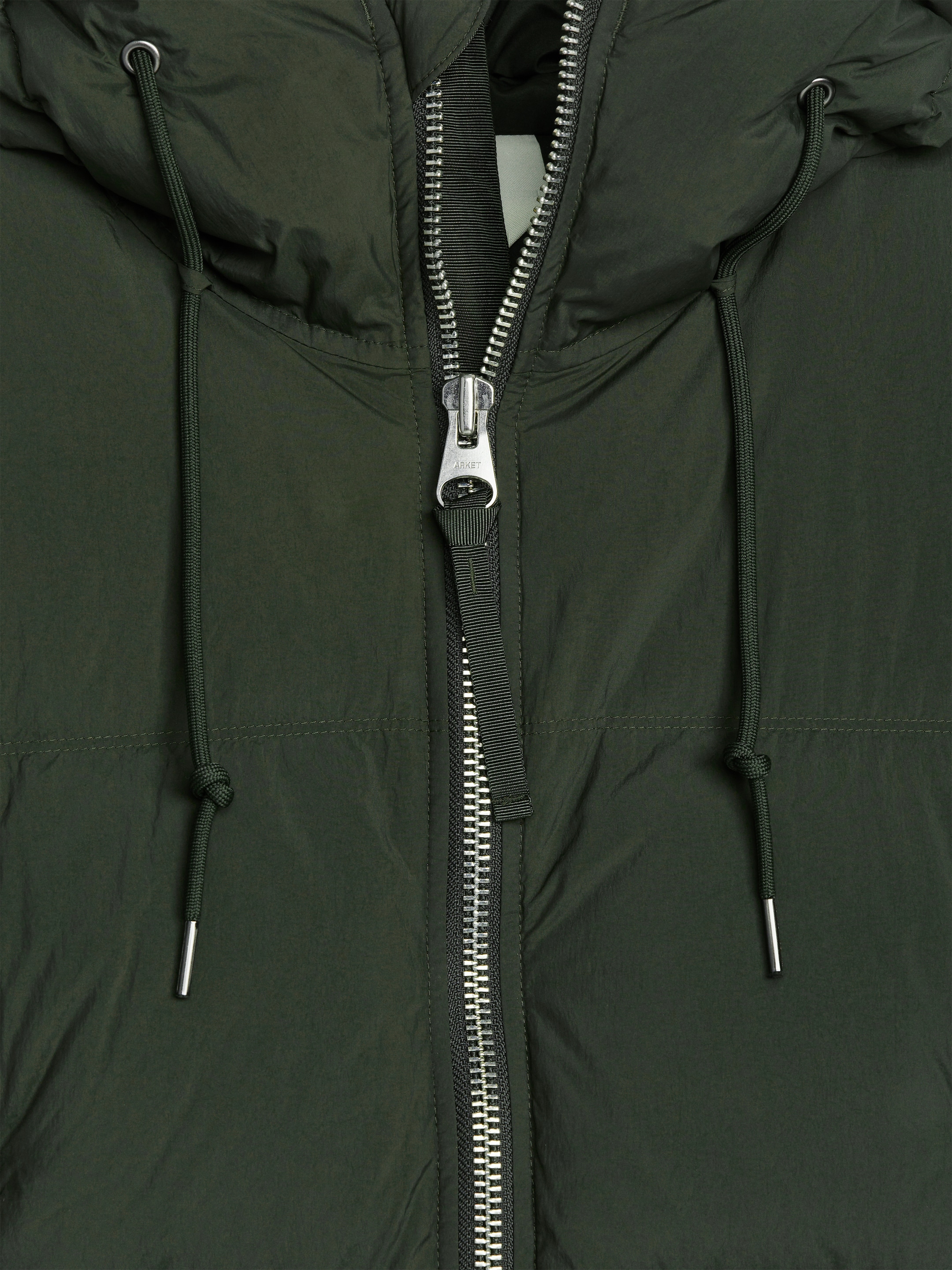 Ingrandisci l'immagine: Upcycled Down Puffer Jacket - Dark Green - UOMO | H&M CH 8