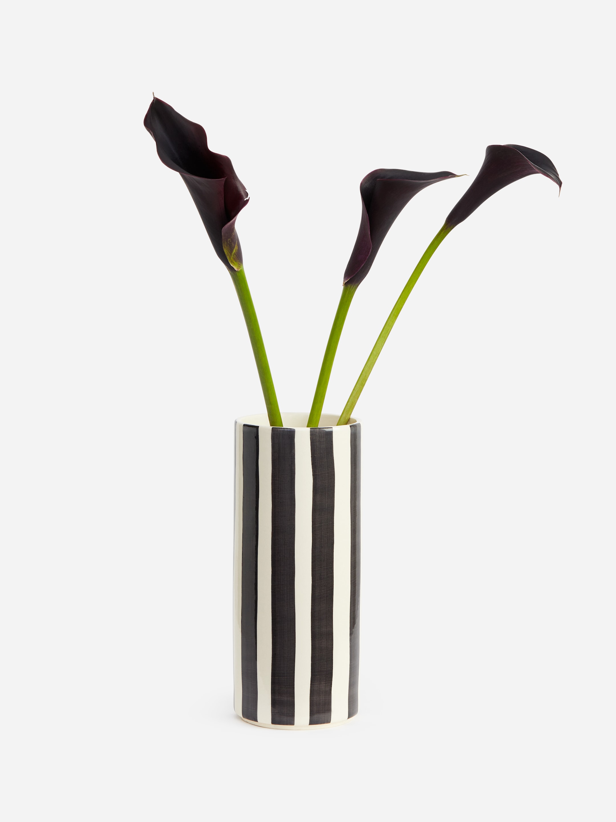 Vas i stengods 23 cm - Svart/vit - homeware - StillMedia/DescriptiveStillLife - 1