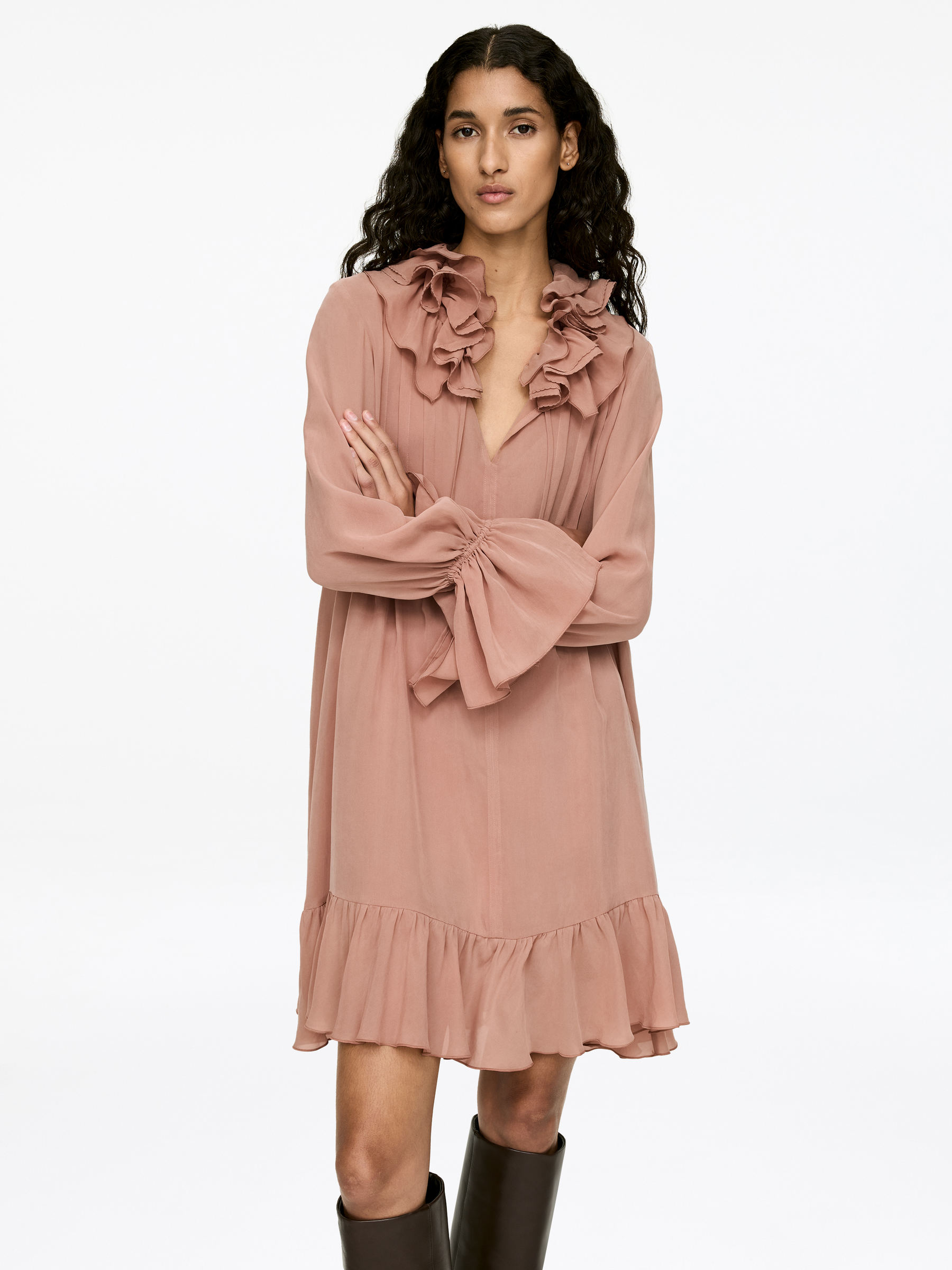 Frill Dress - Dusty Pink - Regular fit - Women - StillMedia/Lookbook - 4