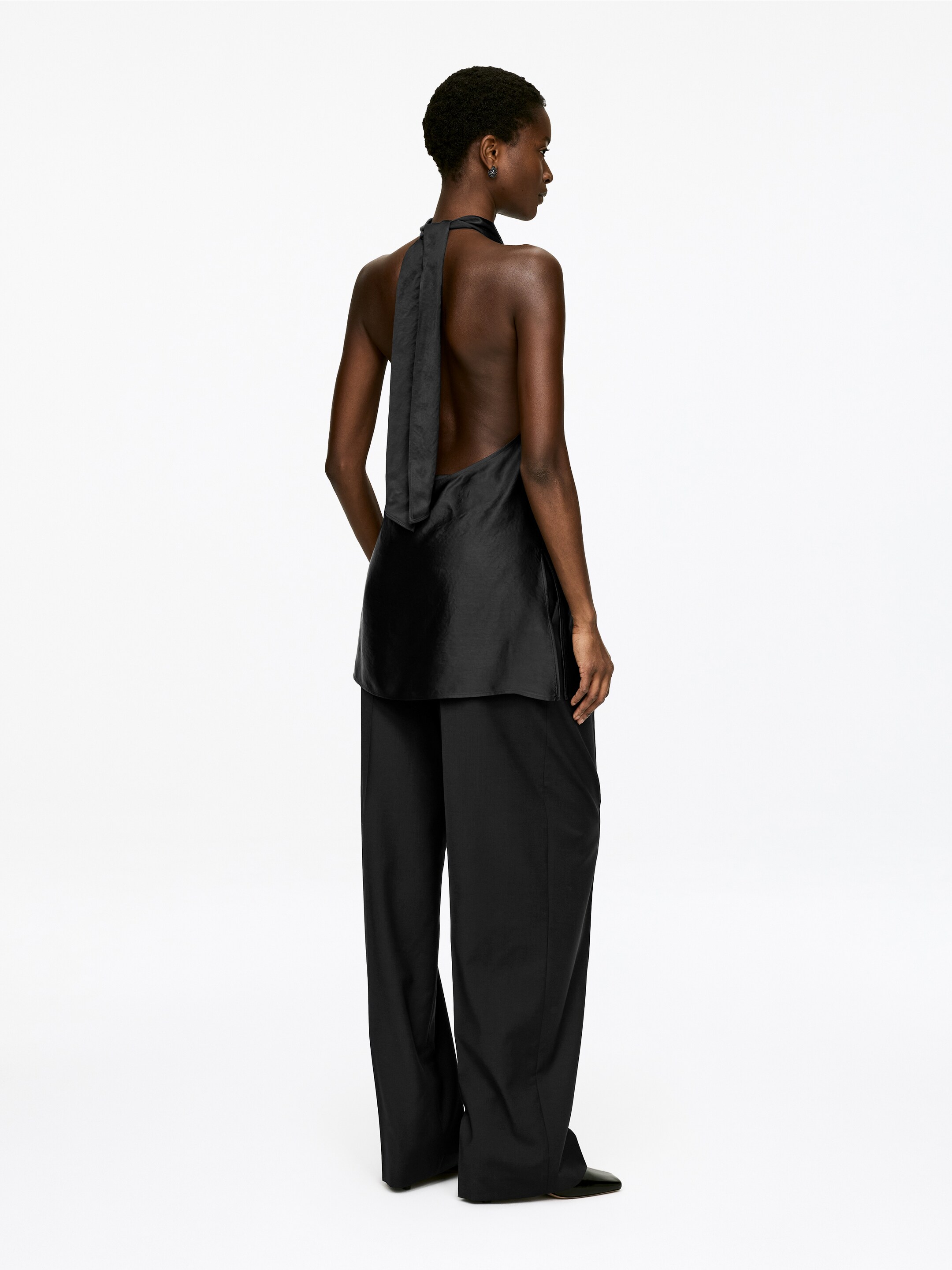 Vis større bilde: Halternecktopp - Svart - DAME | H&M NO 3