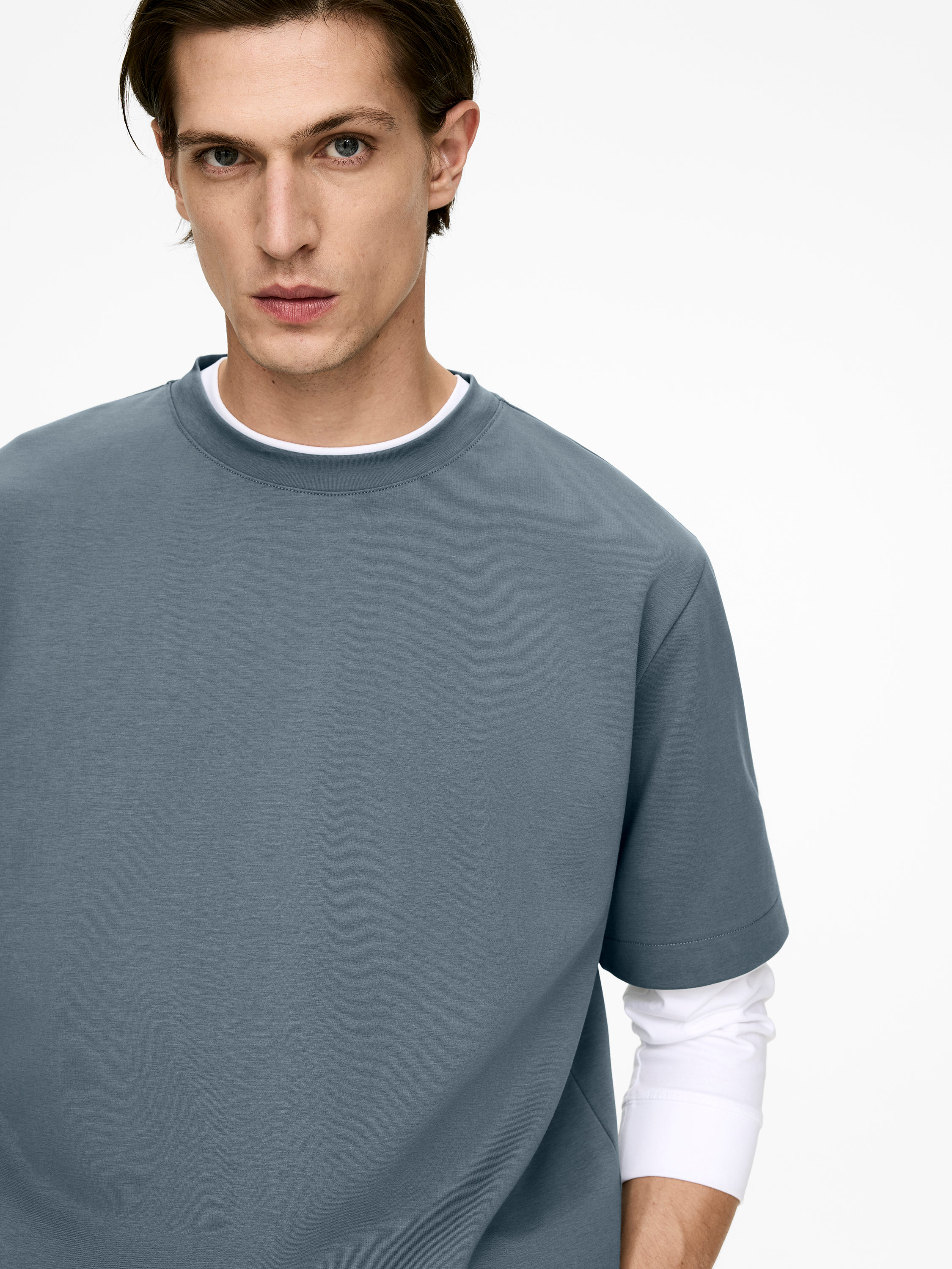 Interlock T-shirt - Dusty Blue - Loose fit - Men - StillMedia/Lookbook - 3