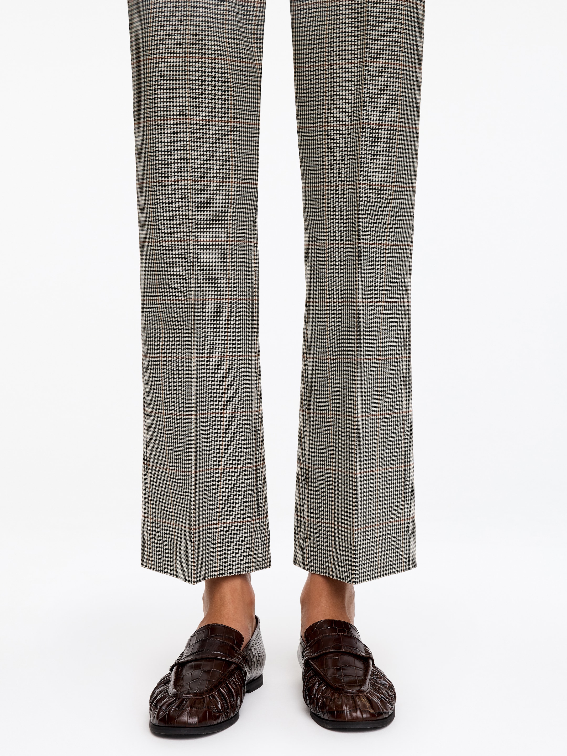 Cropped Wool-Blend Trousers - Beige - Slim fit - Women - StillMedia/Lookbook - 5
