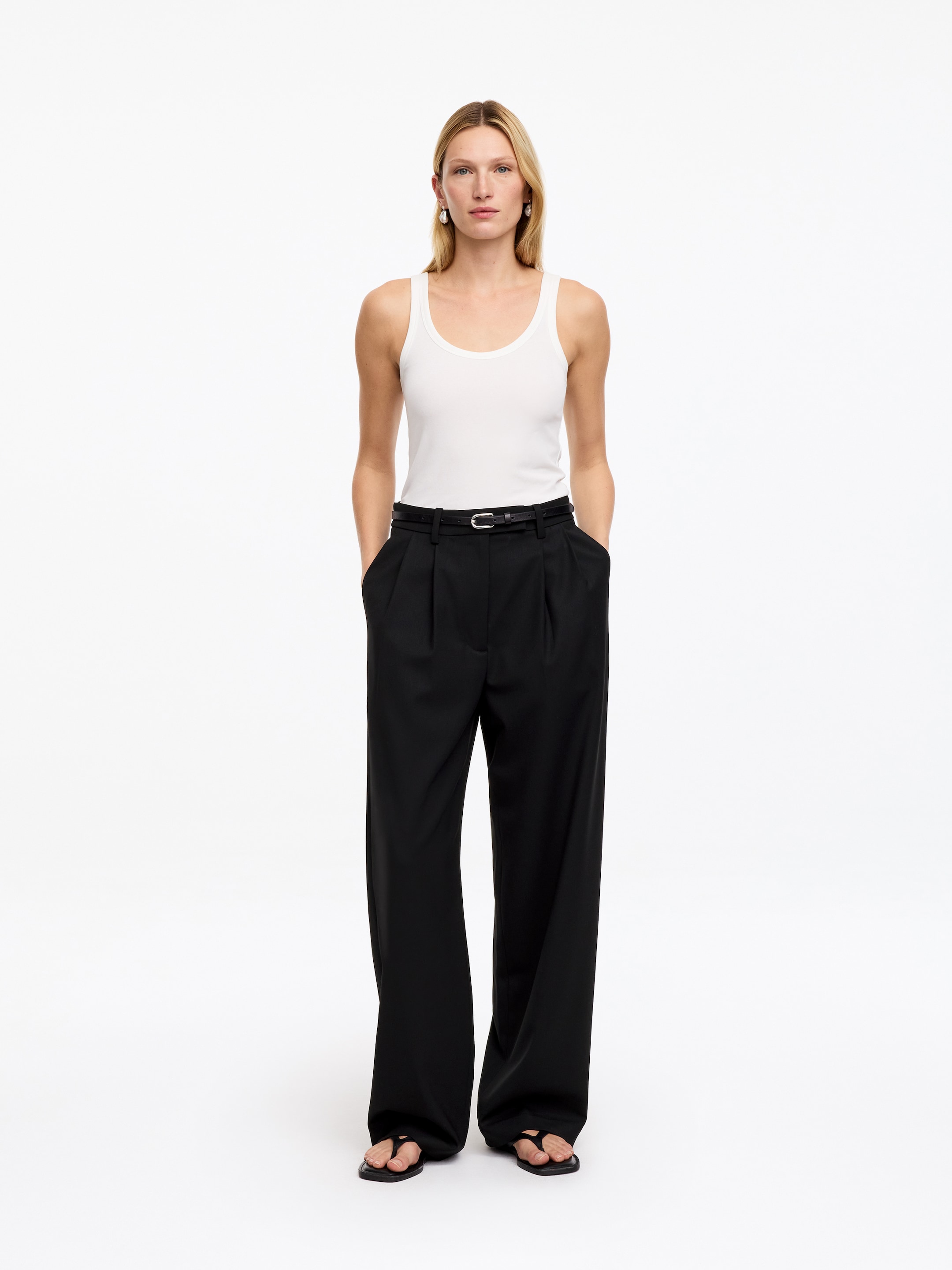 Pantalones sastre en mezcla de lana - Negro - Corte relajado - women - StillMedia/Lookbook - 5