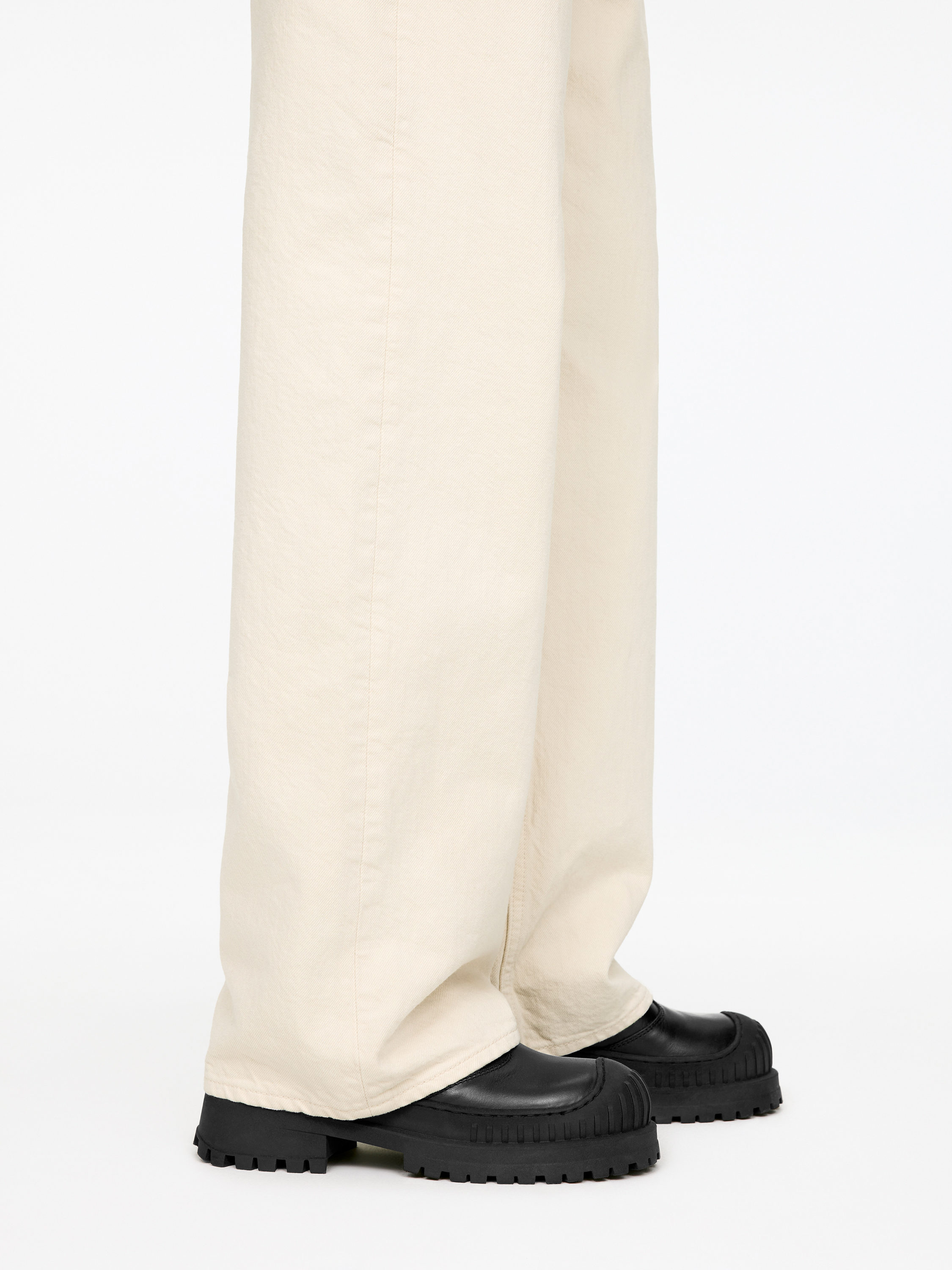 Markante Boots aus Leder - Schwarz - Women - StillMedia/Lookbook - 8