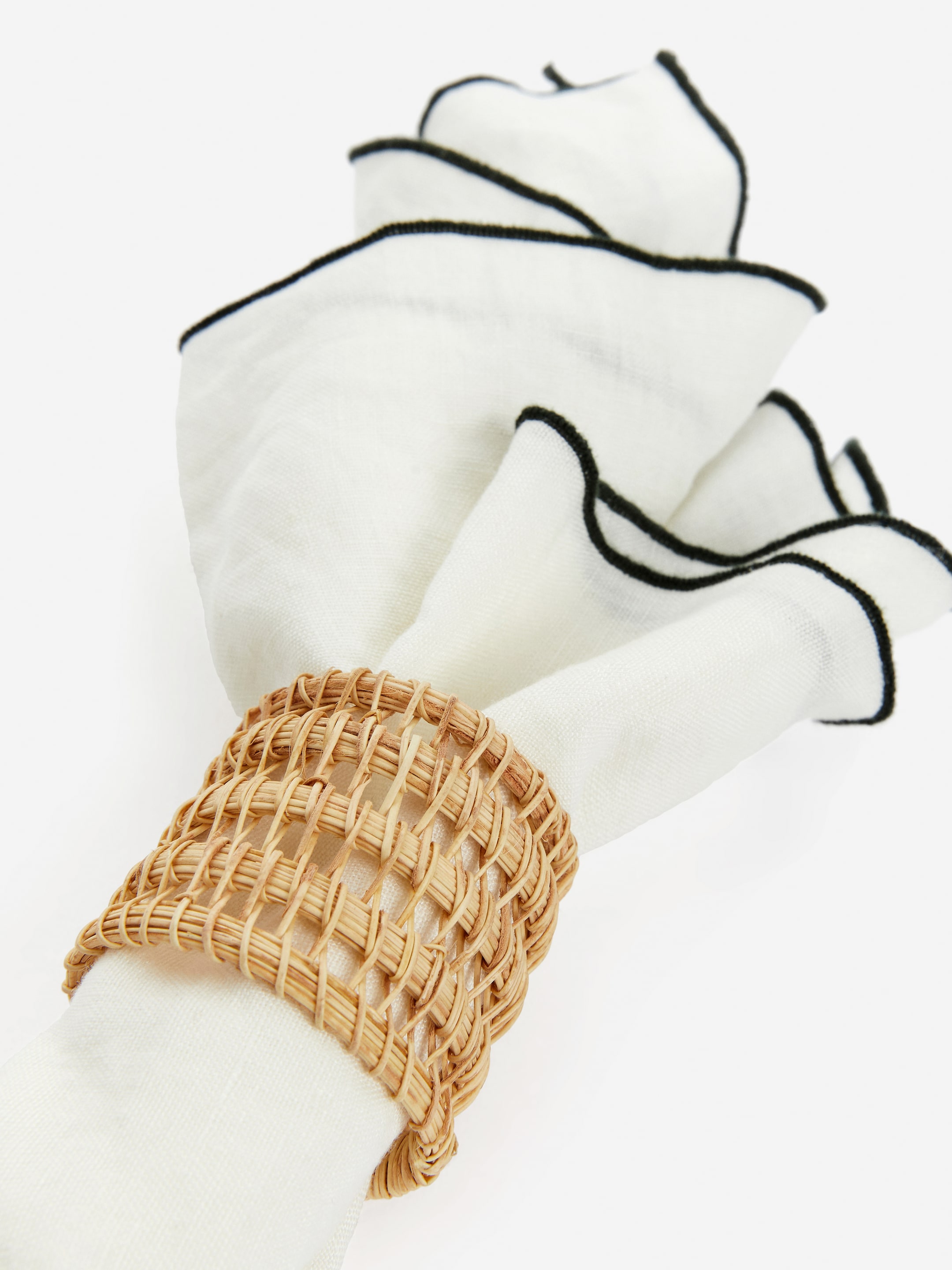 Näytä suurempi kuva: Lautasliinarenkaat, 2 kpl - Beige - Home All | H&M FI 2