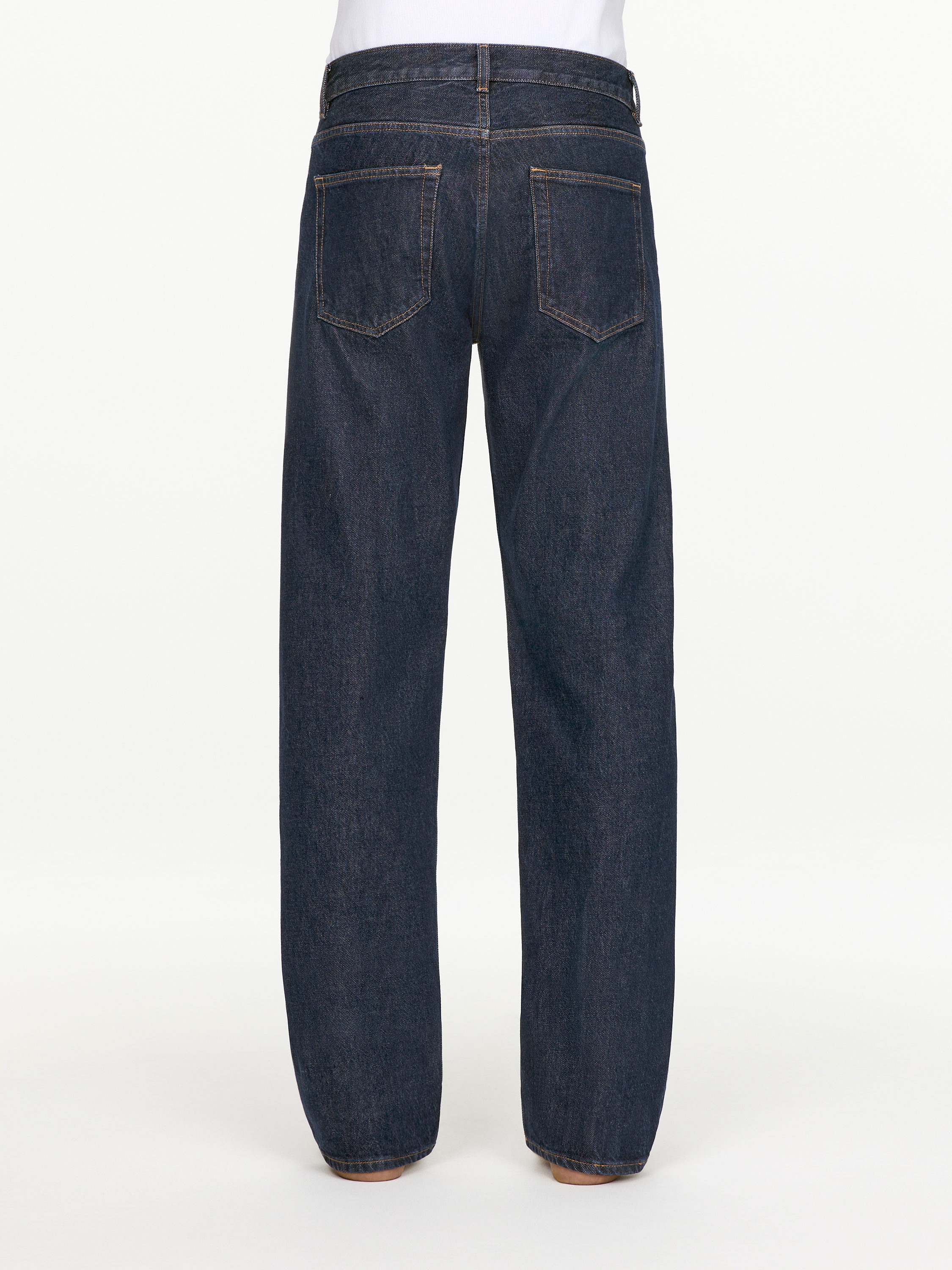 OCEAN Loose Straight Jeans - Dark Blue - Loose fit - Men - StillMedia/Lookbook - 13
