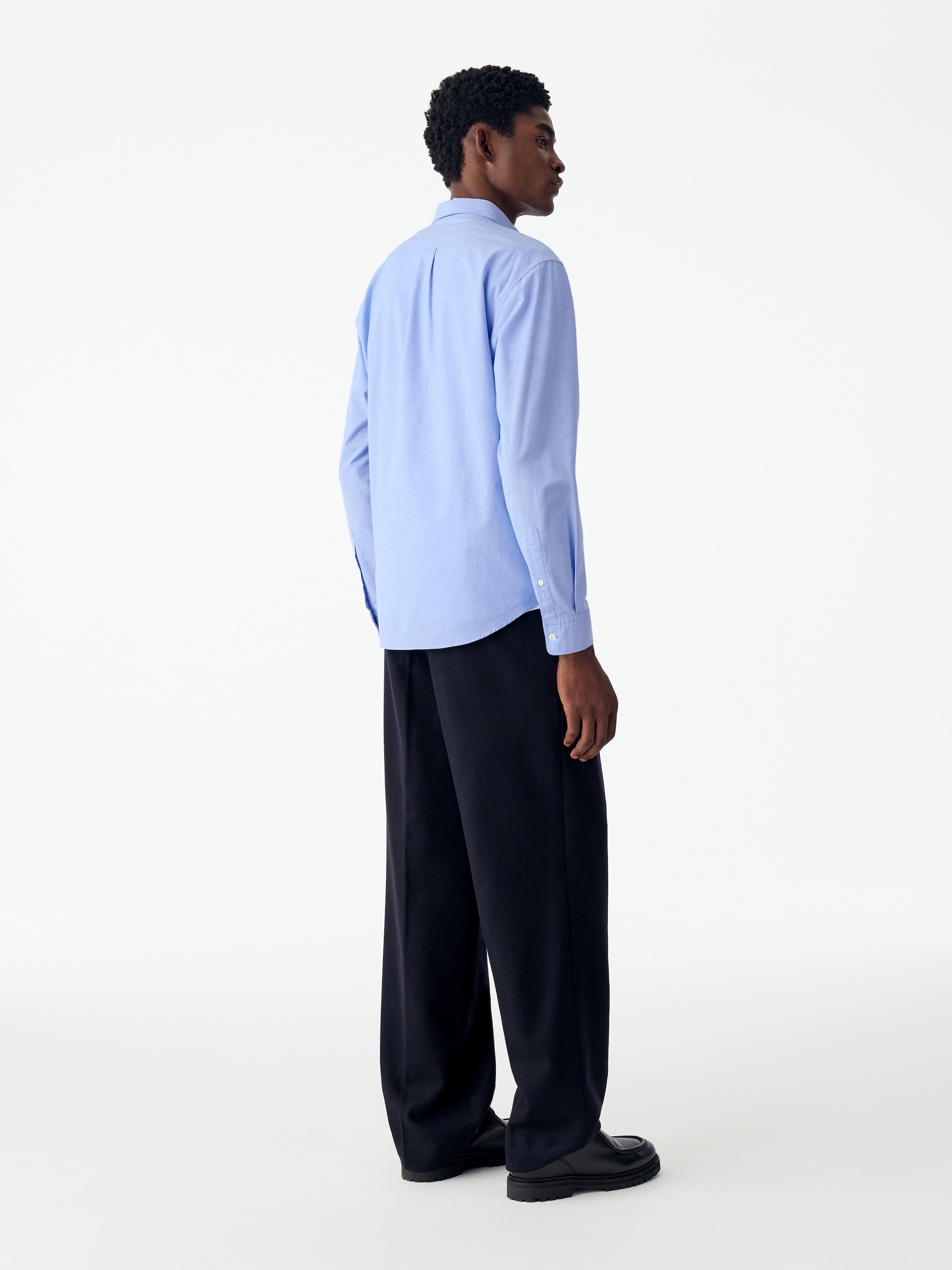 Regular Oxford Shirt - Light Blue - Regular fit - men - StillMedia/Lookbook - 48
