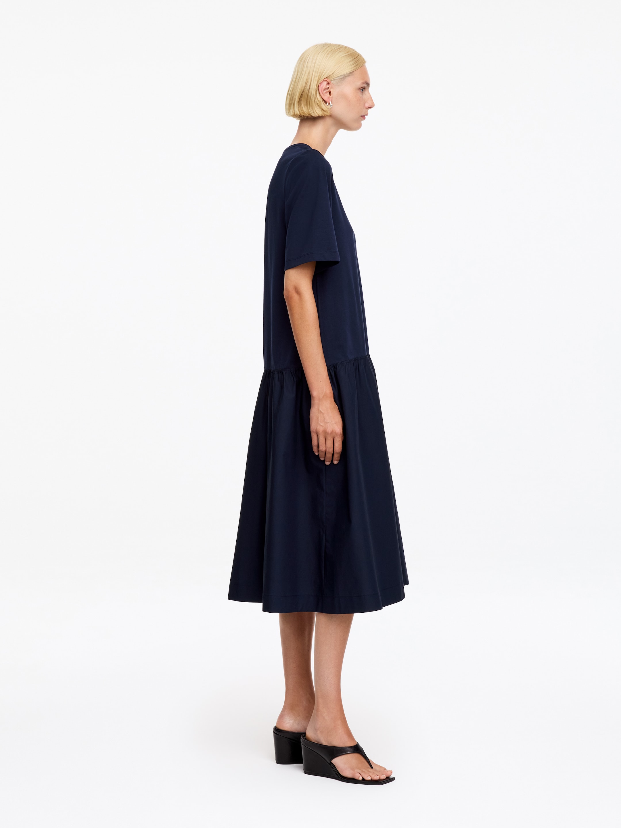 Midikleid mit V-Ausschnitt - Navy - Regular Fit - Damen - StillMedia/Lookbook - 3