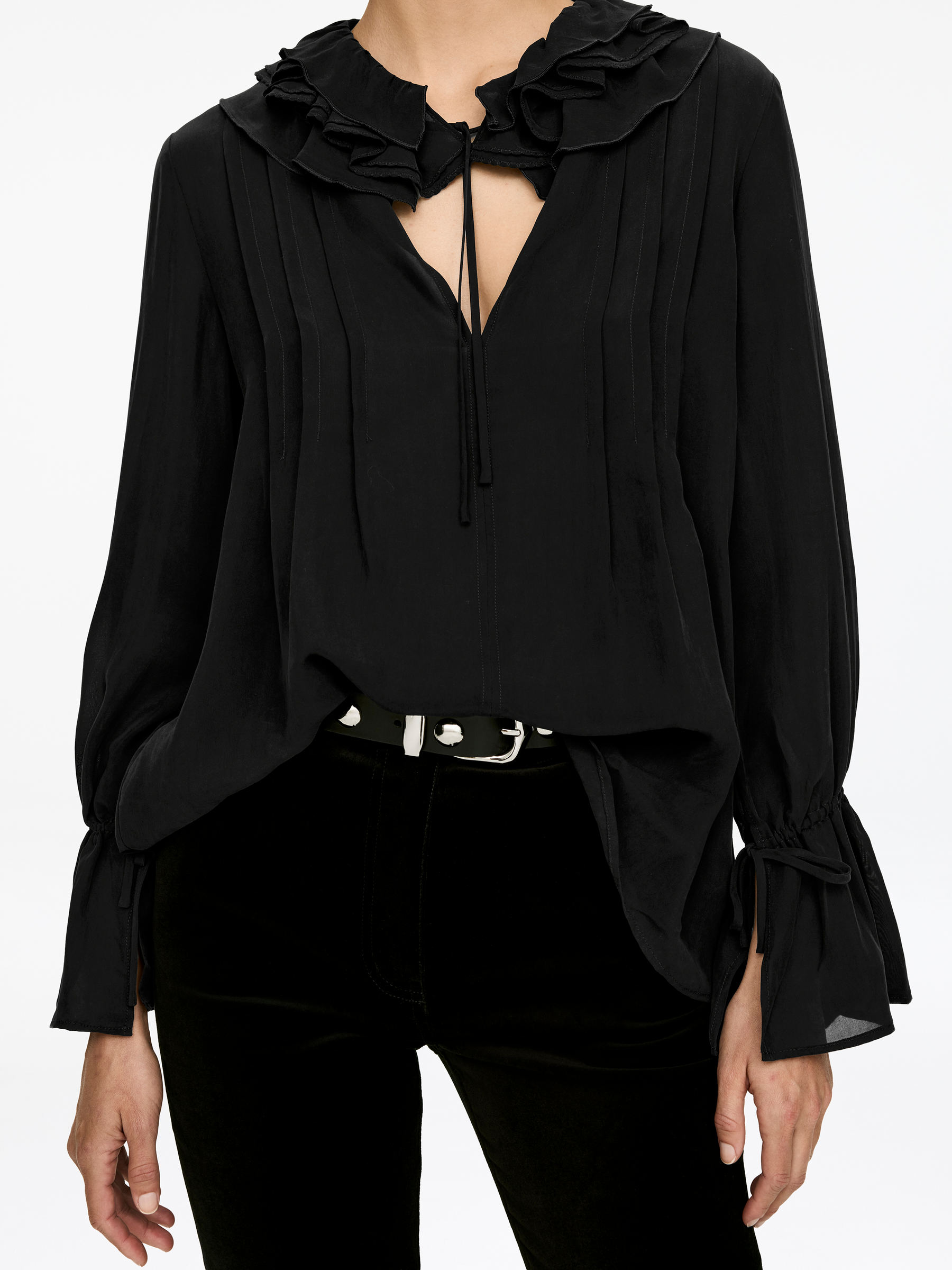 Frill-Collar Blouse - Black - Loose fit - Women - StillMedia/Lookbook - 6