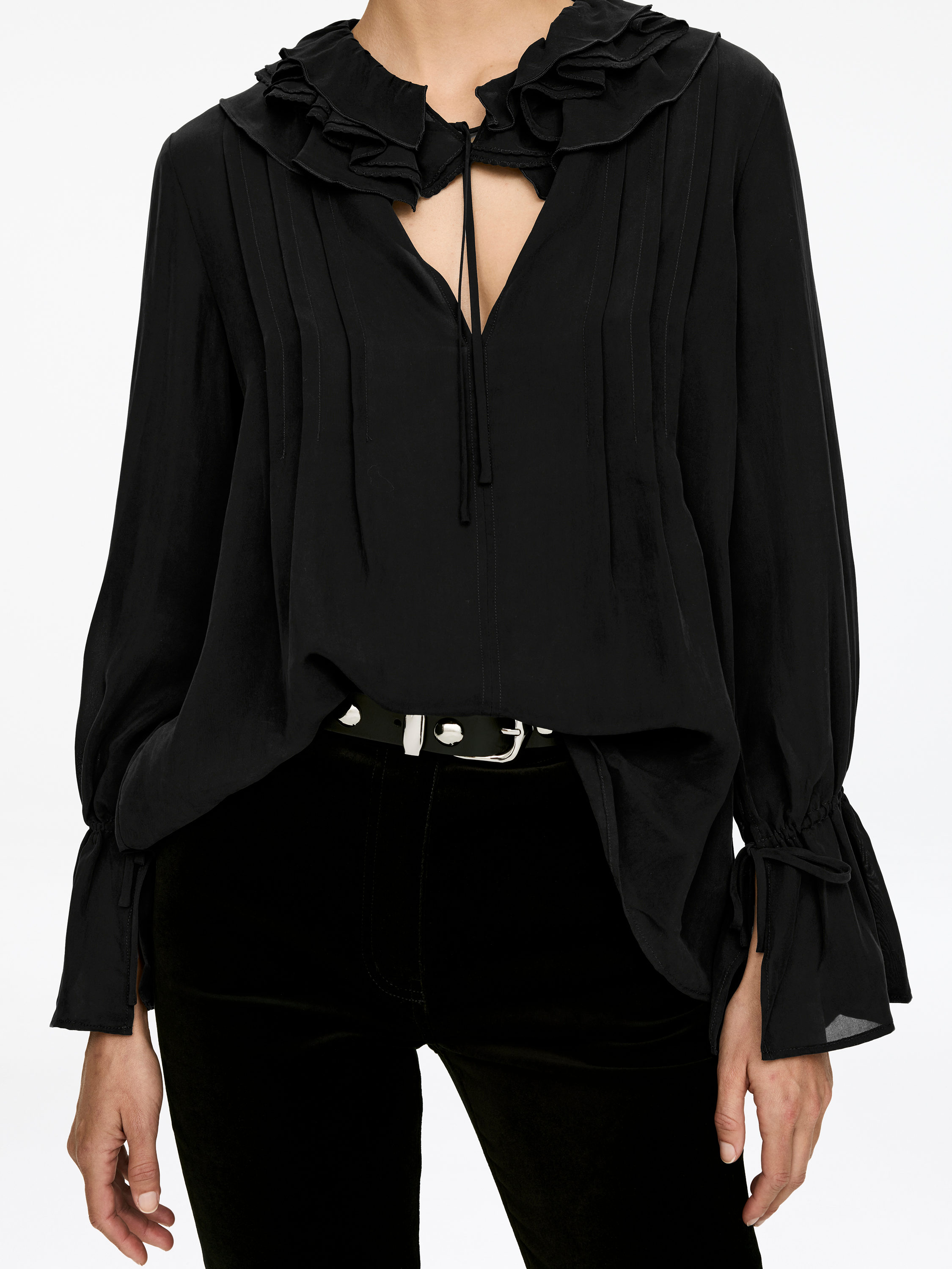 Frill-Collar Blouse - Black - Loose fit - Women - StillMedia/Lookbook - 6