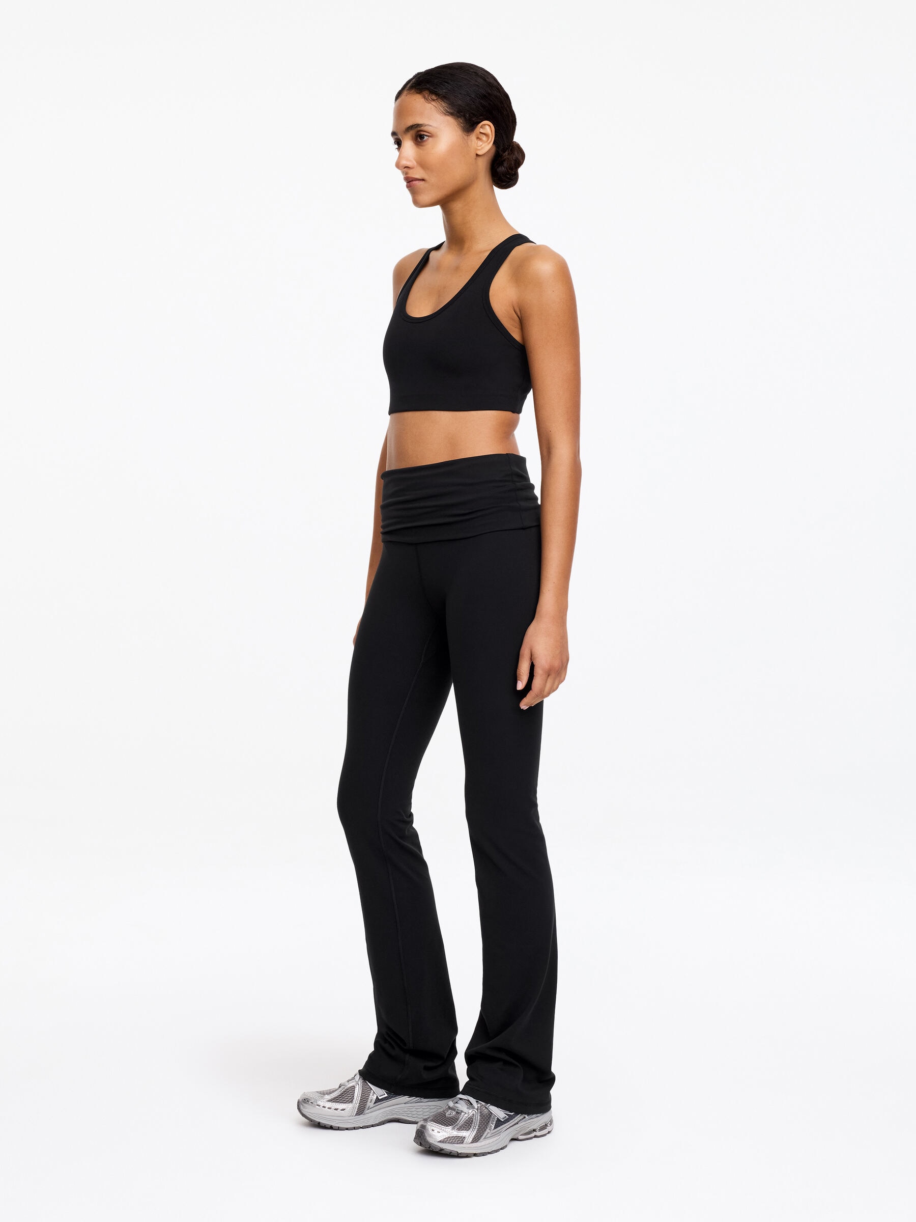 Sports Bra - Black - Slim fit - Women - StillMedia/Lookbook - 3