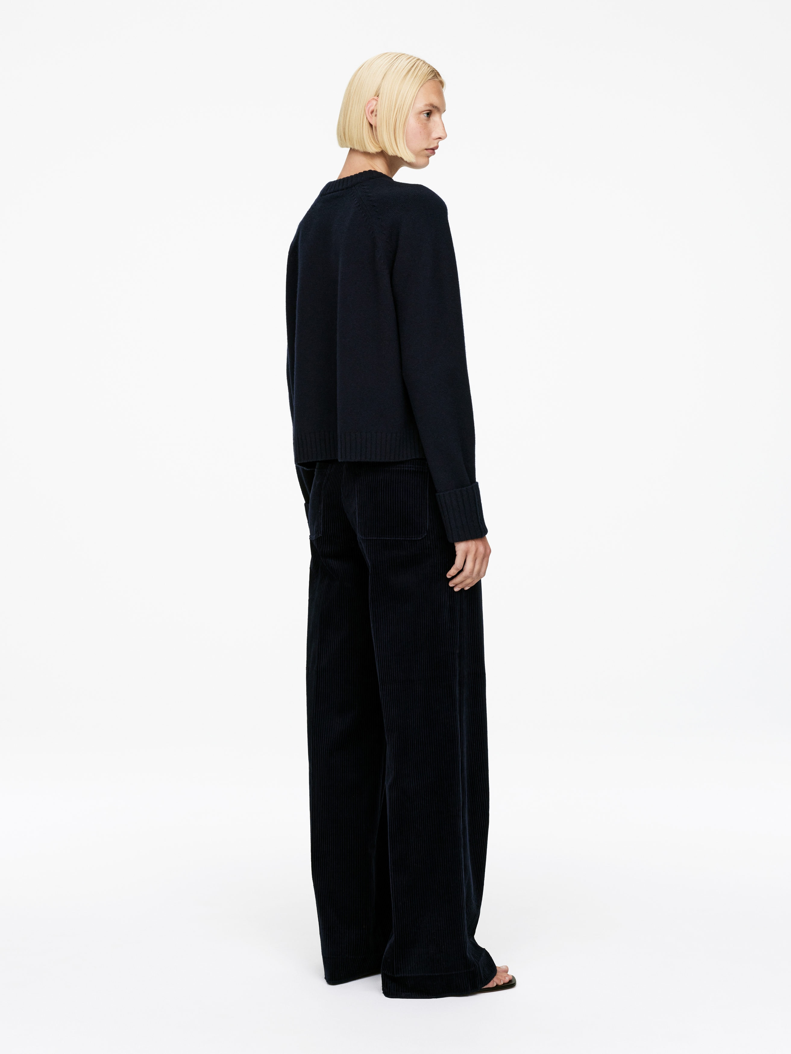 Folded Sleeve Wool Jumper - Dark Blue - Regular fit - Women - StillMedia/Lookbook - 4