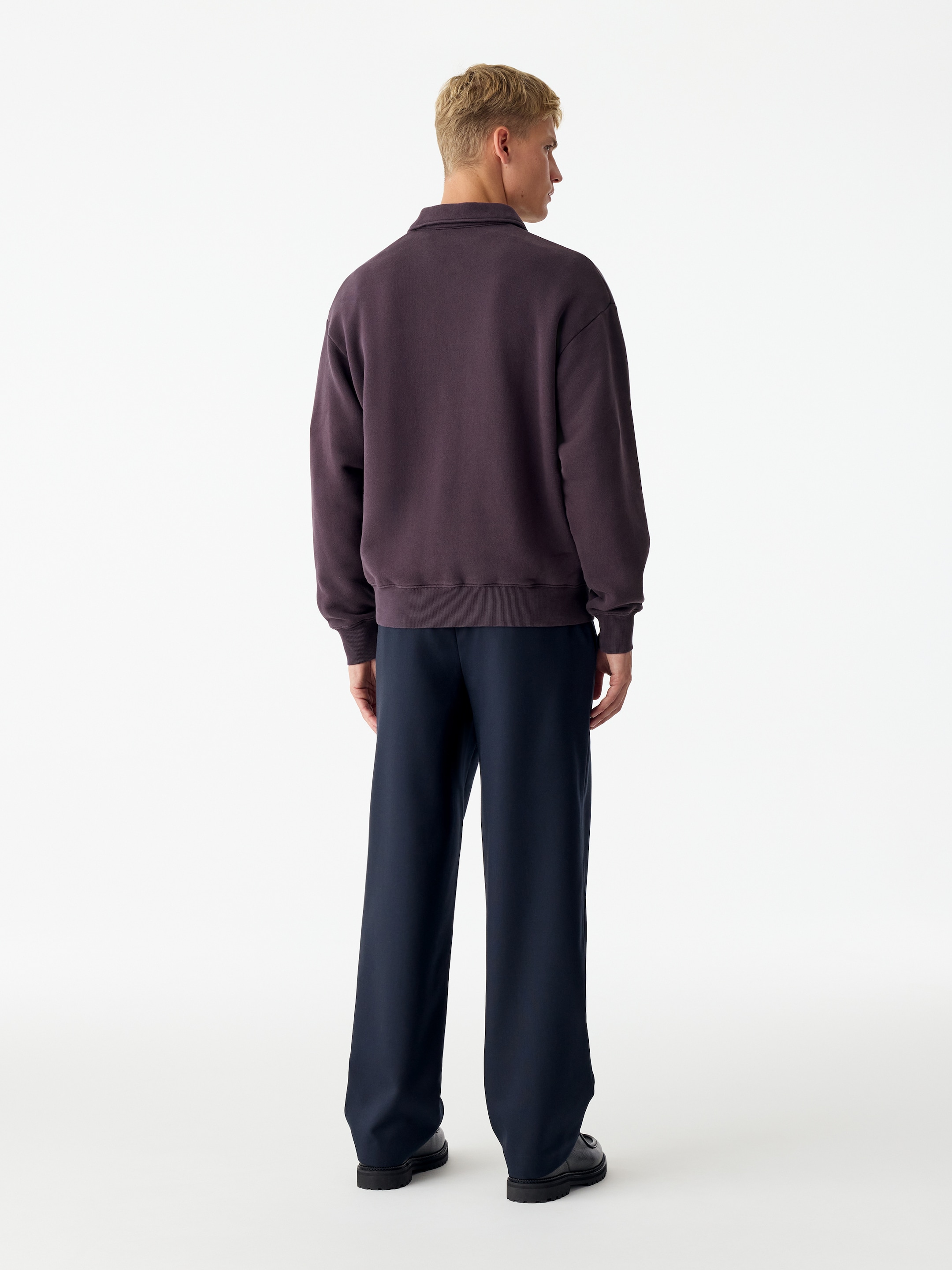 Sweatshirt aus Baumwolle mit kurzem Reißverschluss - Lila - Regular Fit - men - StillMedia/Lookbook - 4