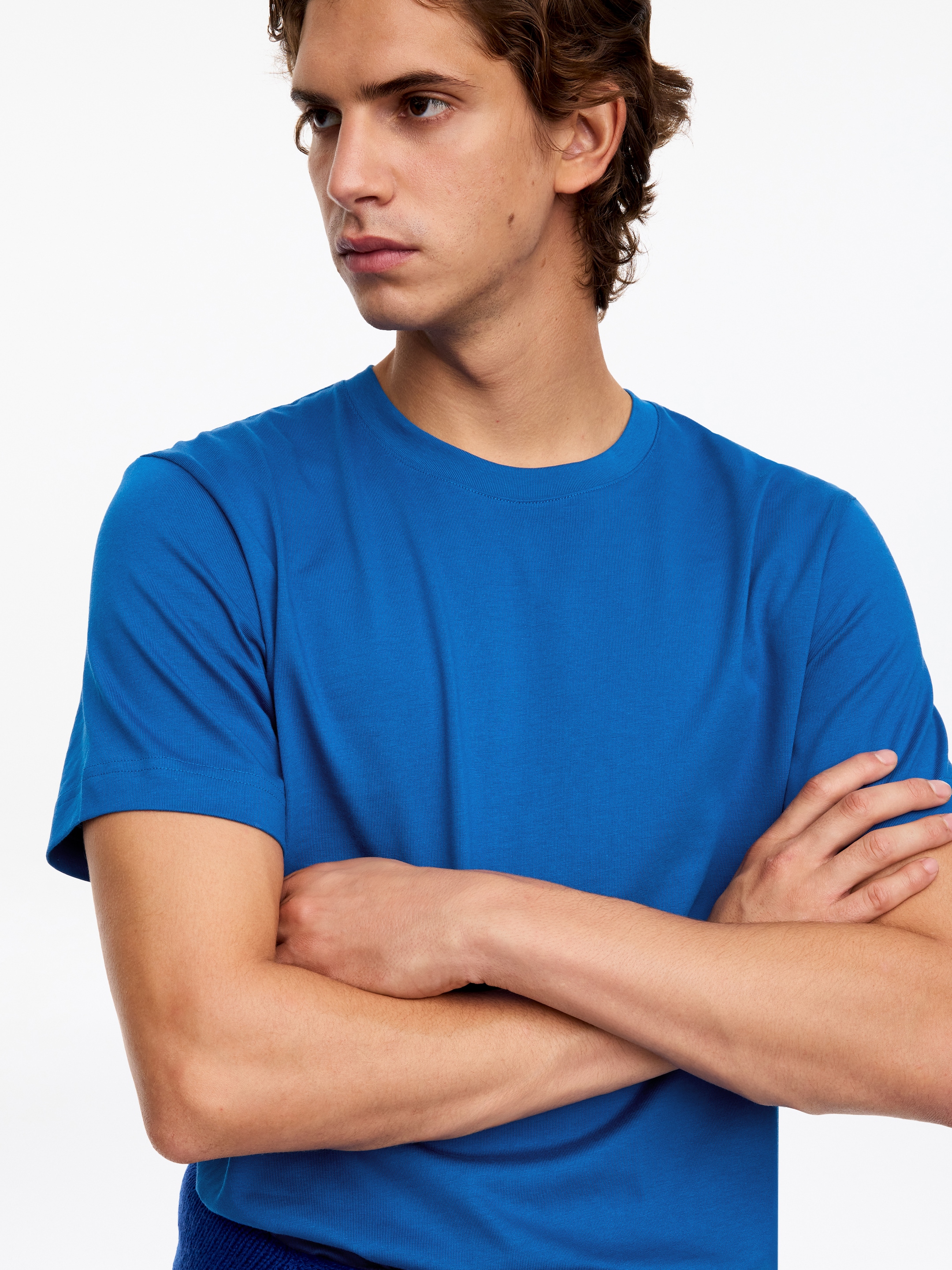 220 GSM Relaxed T-Shirt - Bright Blue - Regular fit - men - StillMedia/Lookbook - 6