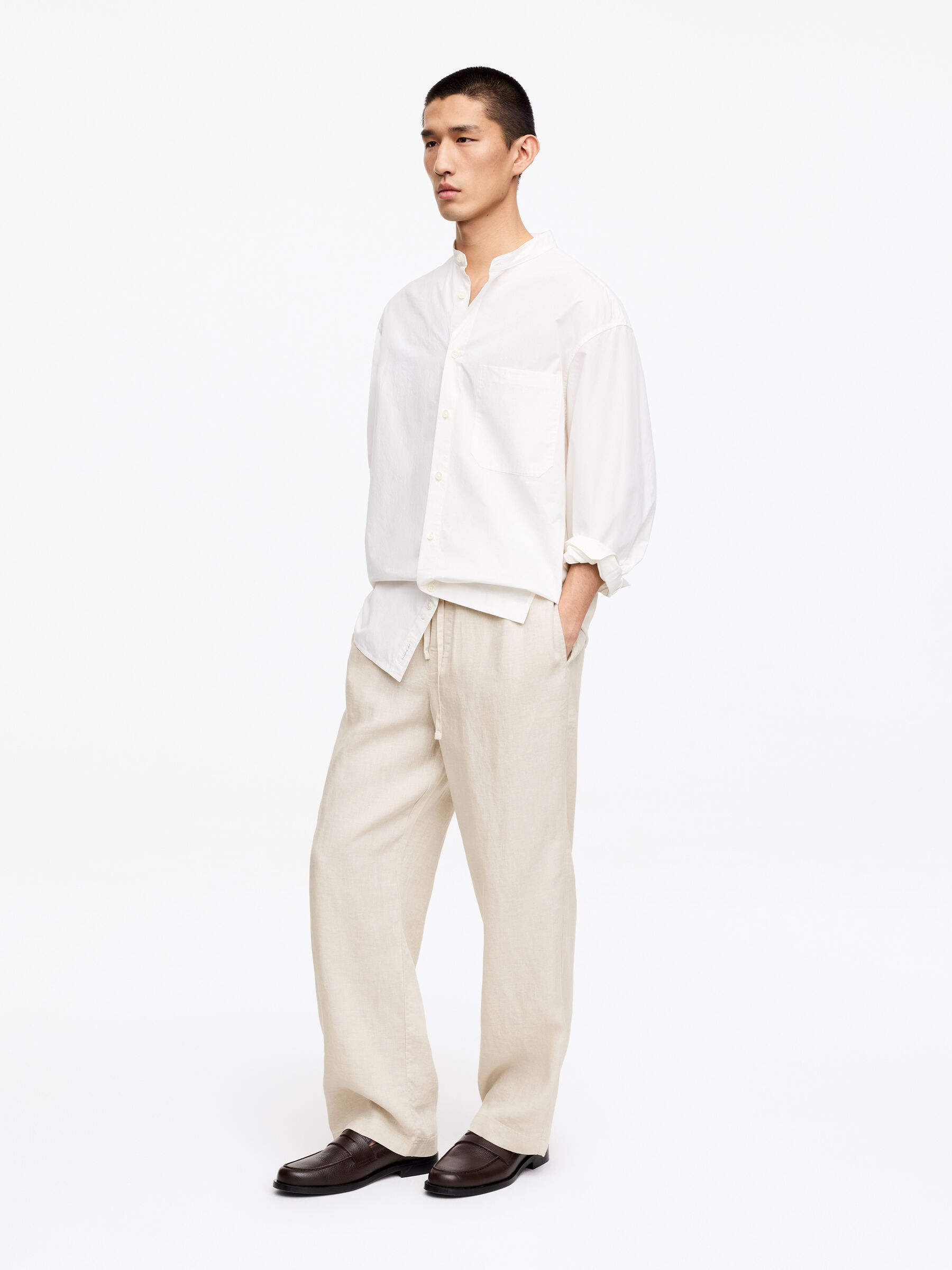 Relaxed Linen Trousers - Beige - Relaxed fit - Men - StillMedia/Lookbook - 3